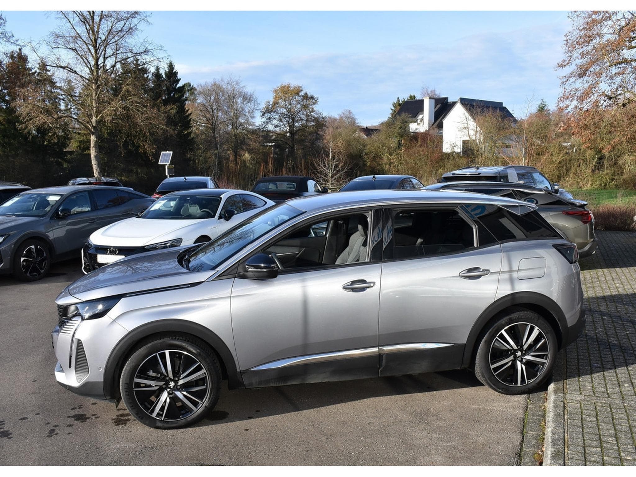 Peugeot 3008 1.6 Hybrid PHEV 180 Allure e-EAT8 ACC LANE SIDE CAM 1° MAIN (2024) - Photo 3