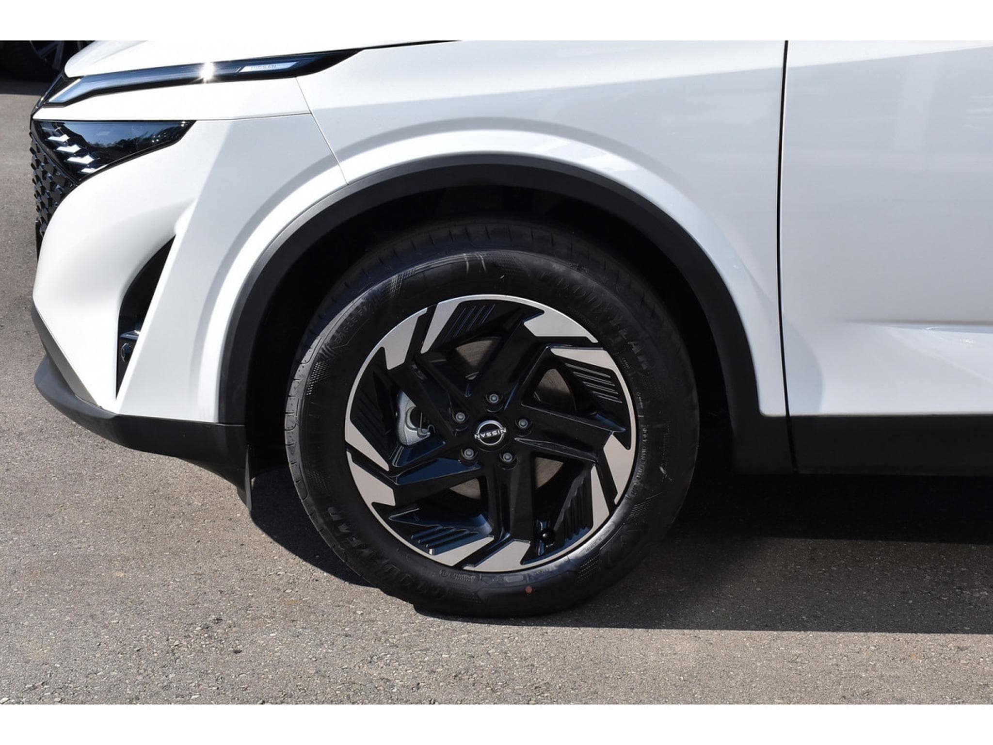 Nissan Qashqai 1.3 DIG-T MHEV N-Connecta Xtronic COLD PACK NEUF (2025) - Photo 5