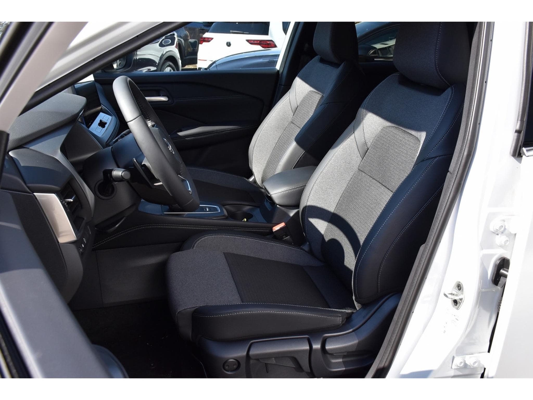 Nissan Qashqai 1.3 DIG-T MHEV N-Connecta Xtronic COLD PACK NEUF (2025) - Photo 6