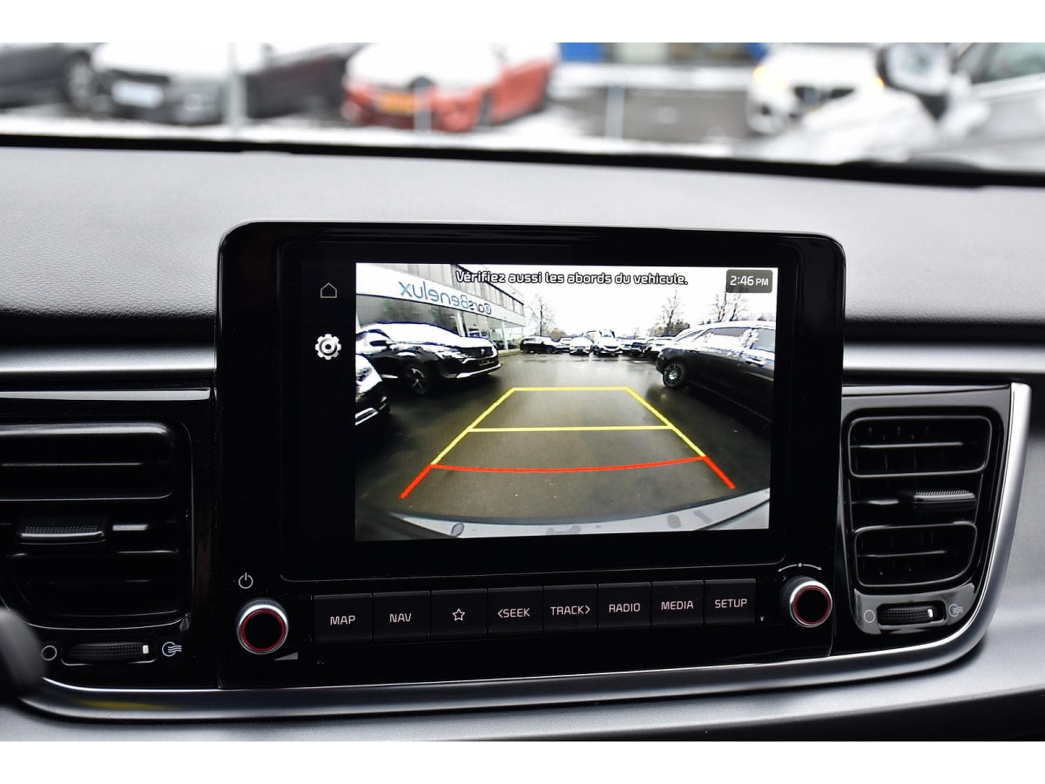 Kia Rio 1.0T 100pk/cv 7-DCT PULSE GPS CAM 1° MAIN (2023) - Foto 13