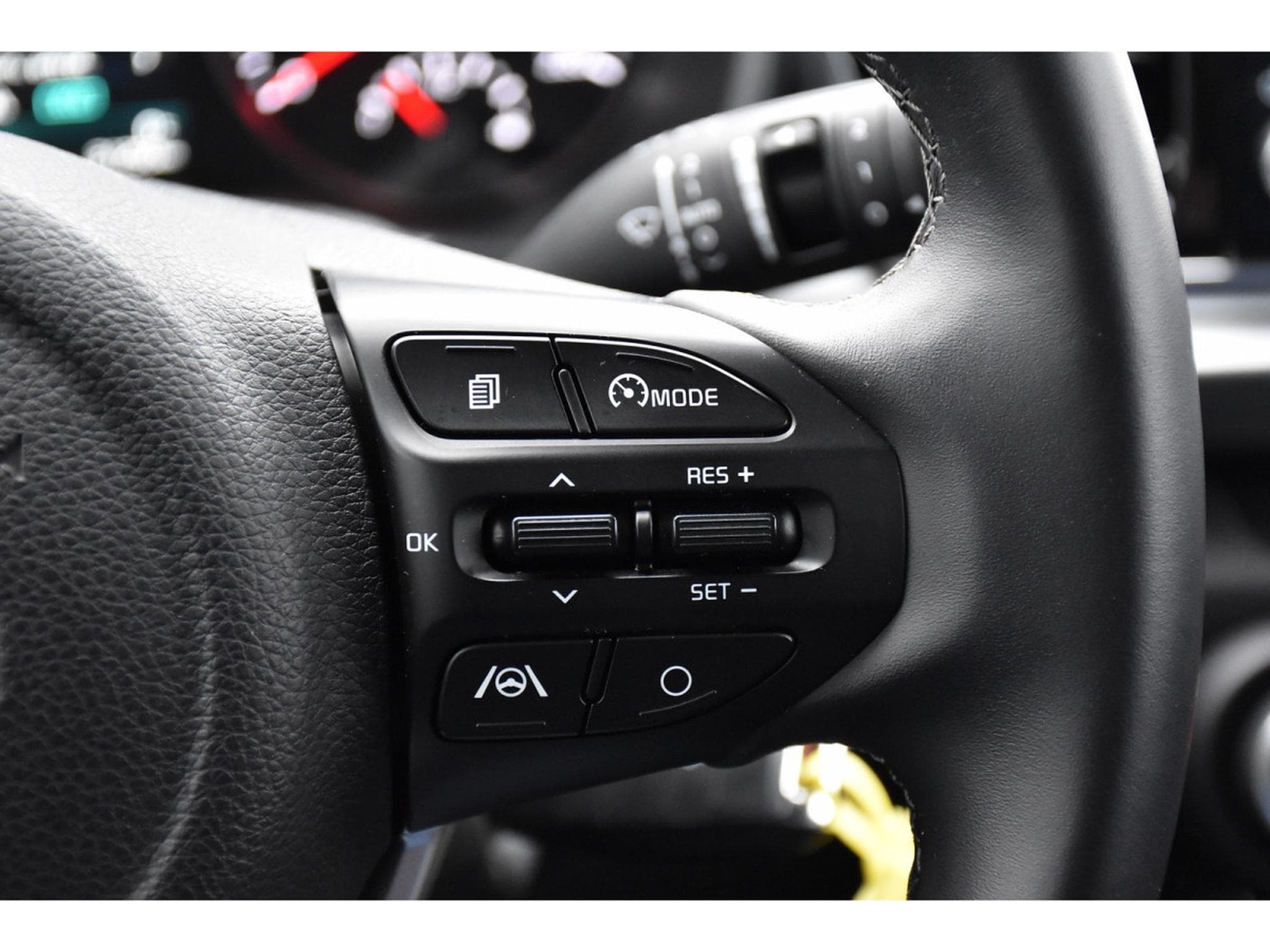 Kia Rio 1.0T 100pk/cv 7-DCT PULSE GPS CAM 1° MAIN (2023) - Foto 17