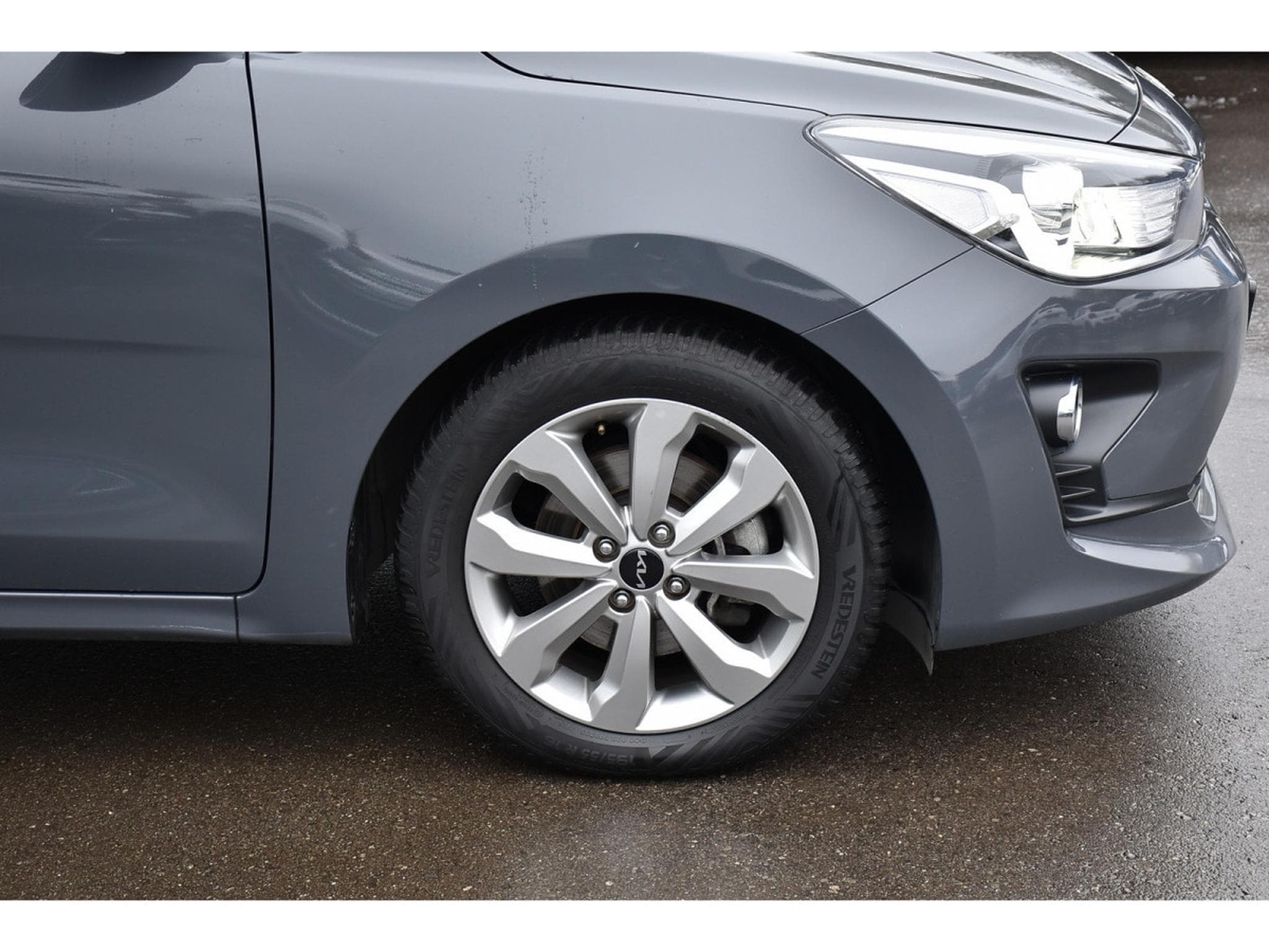 Kia Rio 1.0T 100pk/cv 7-DCT PULSE GPS CAM 1° MAIN (2023) - Foto 5