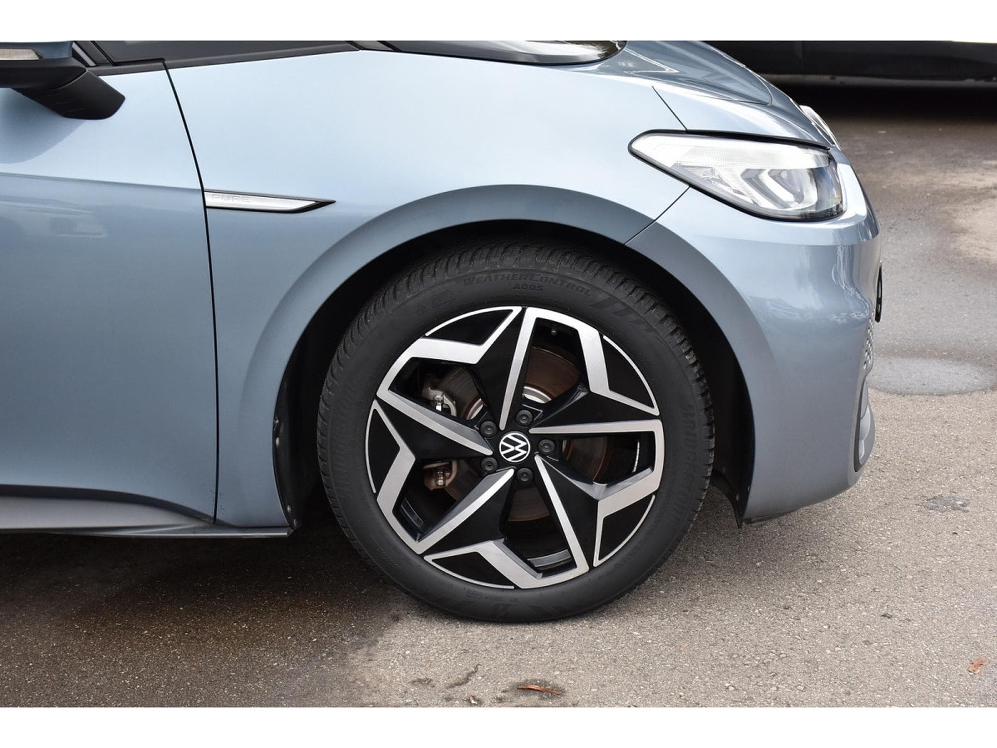 VW ID.3 45 kWh Pure Performance ACC LANE GPS CAM JA19 1° MAIN (2022) - Foto 5