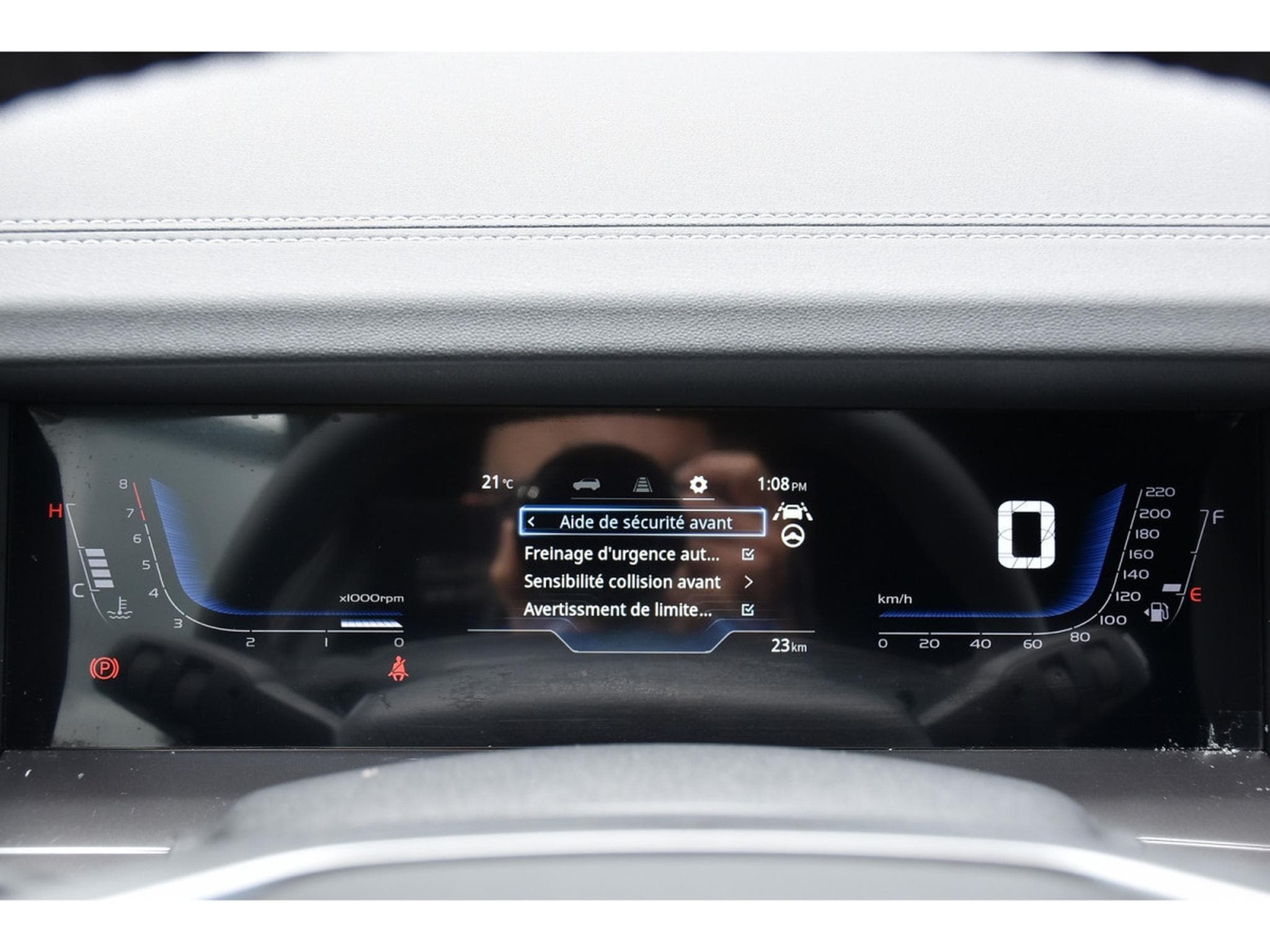 Ssangyong Torres 1.5 T-GDI 2WD Road REGUL CARPLAY LANE CAM NEUF (2025) - Photo 12