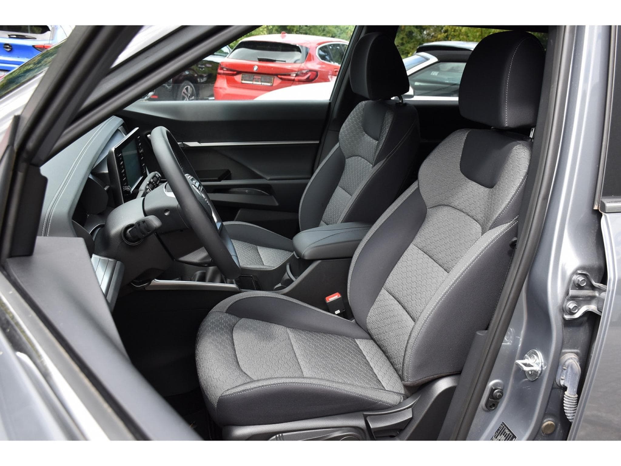 Ssangyong Torres 1.5 T-GDI 2WD Road REGUL CARPLAY LANE CAM NEUF (2025) - Photo 5