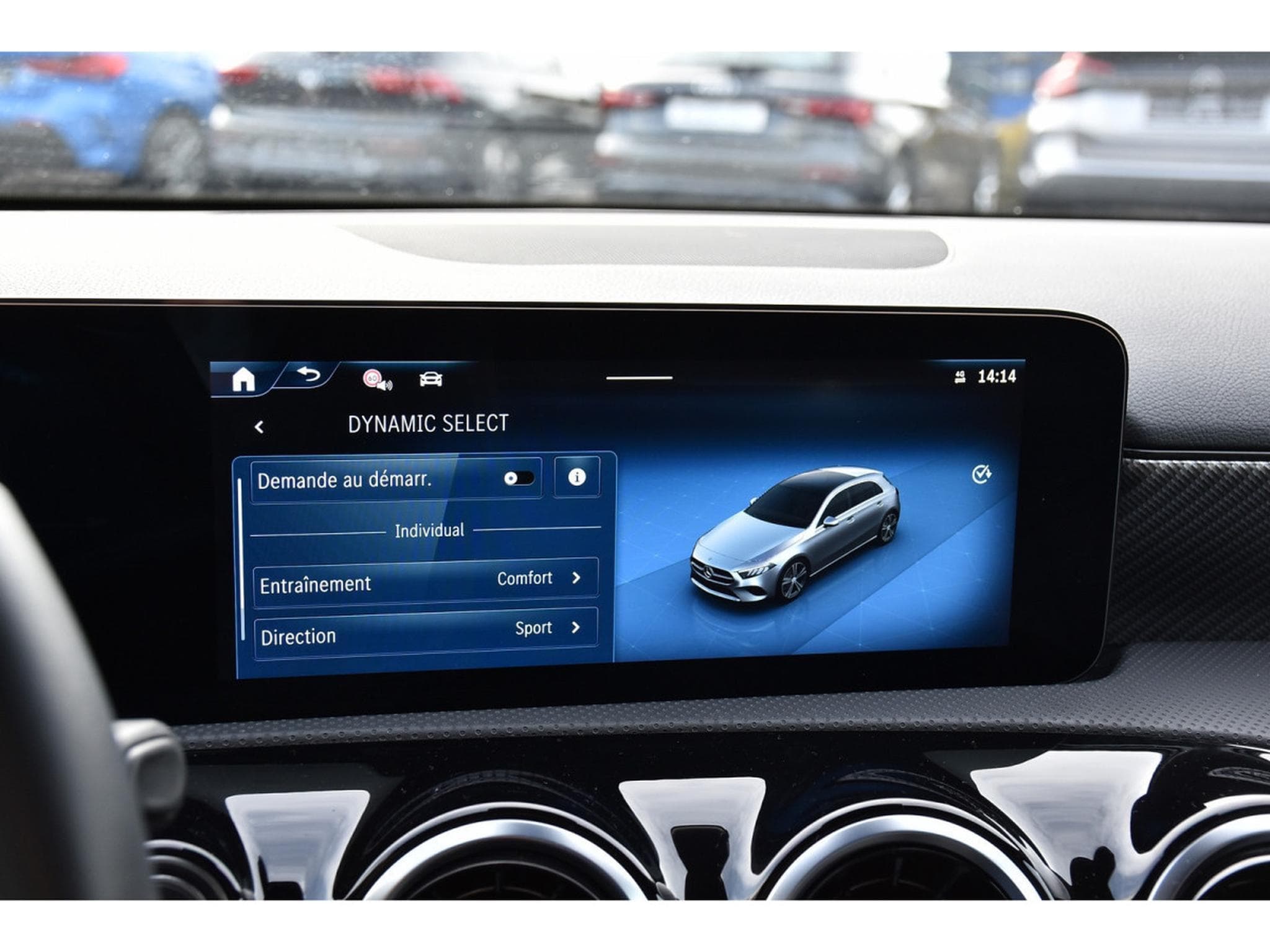 Mercedes A 180 CDI Progressive 8G-DCT CUIR GPS LANE PARK CAM 1° MAIN (2024) - Foto 15