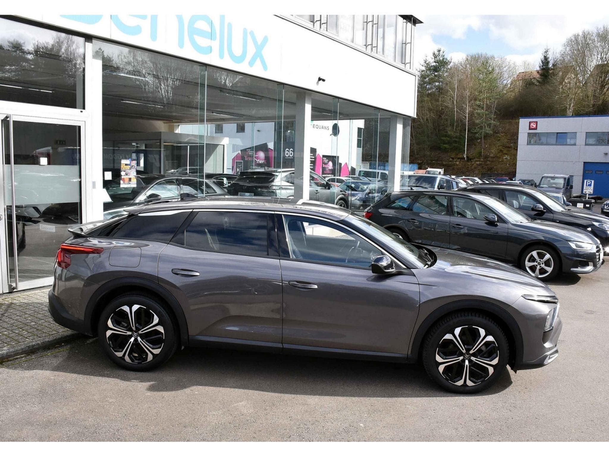 Citroën C5 X 1.2 PureTech PLUS EAT8 CUIR ACC HUD LANE 1° MAIN (2024) - Foto 3