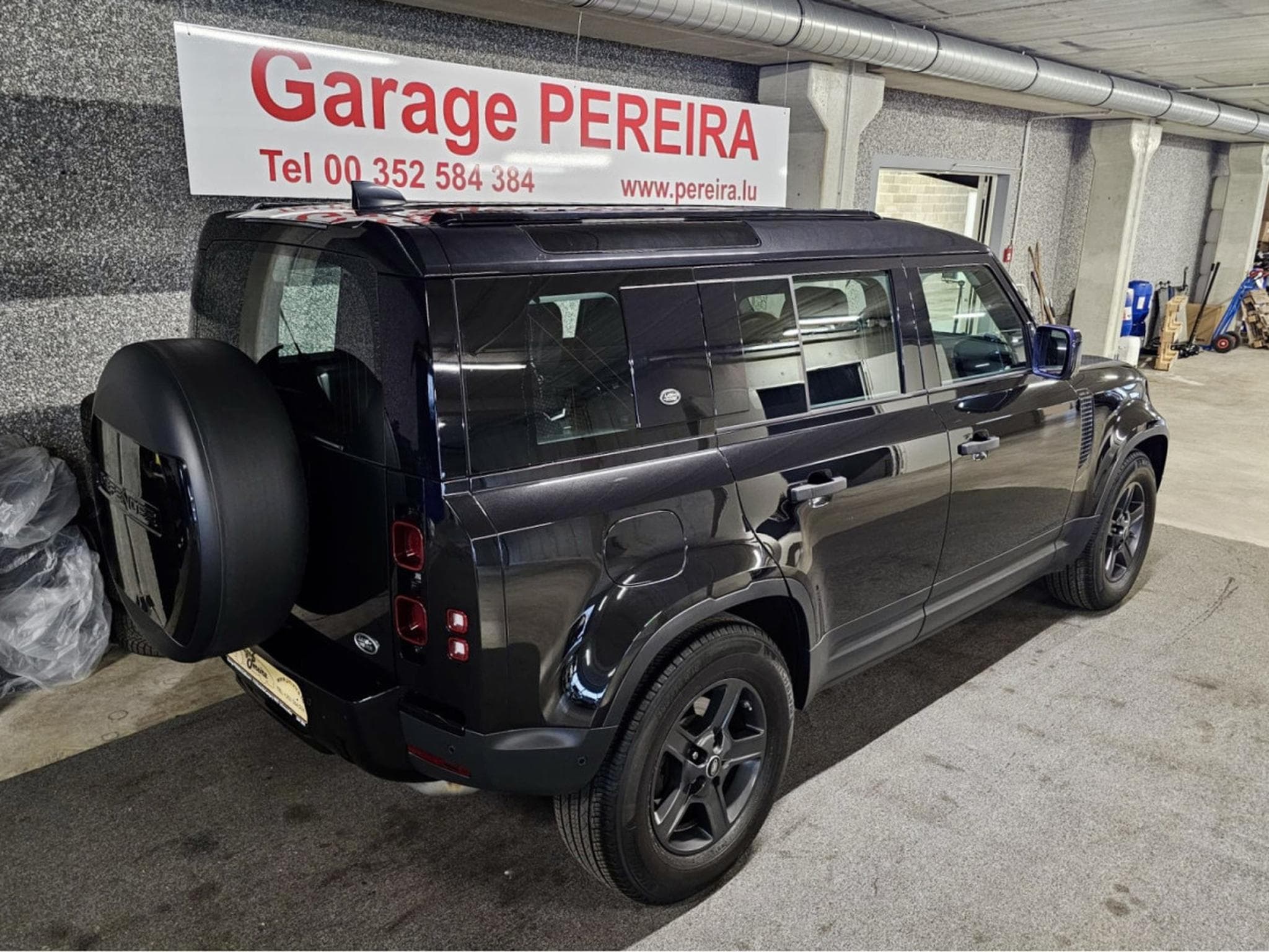 Land-Rover Defender 110 D200 S 7 SITZE CUIR NAVI (2020) - Foto 2