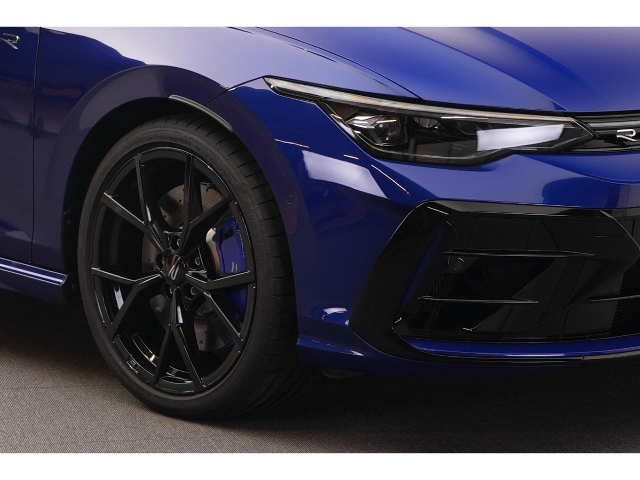 VW Golf R 2.0 TSI DSG 4x4 DSG 245 kW-333CV - R-Performance Pack - (2025) - Foto 11