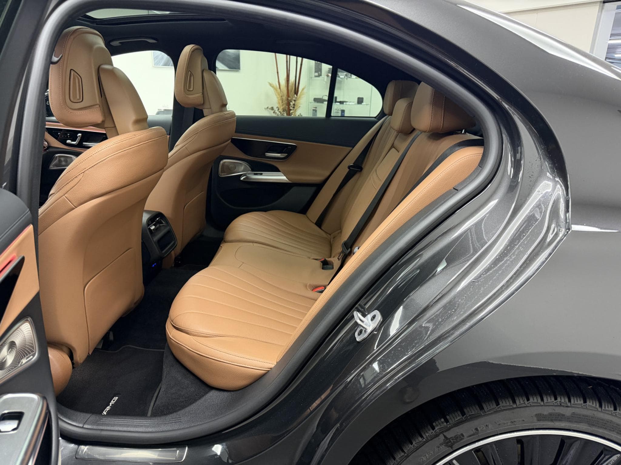 Mercedes E 220 2.0 Diesel 120kW boite auto. (2024) - Photo 6