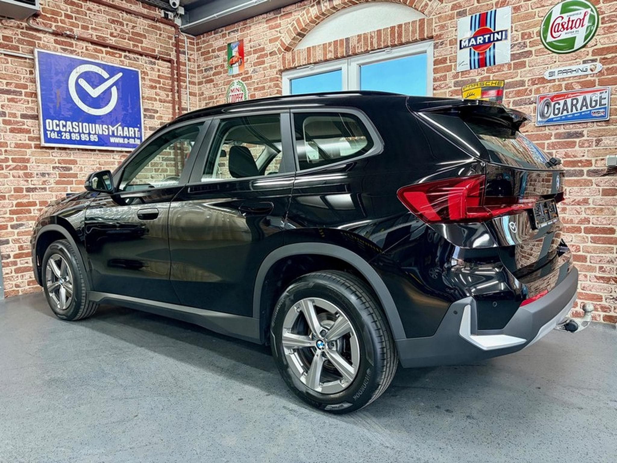 BMW X1 X1 18dA 2.0 150cv Auto sDrive AttRem/Nav/SiègCh (2023) - Photo 2