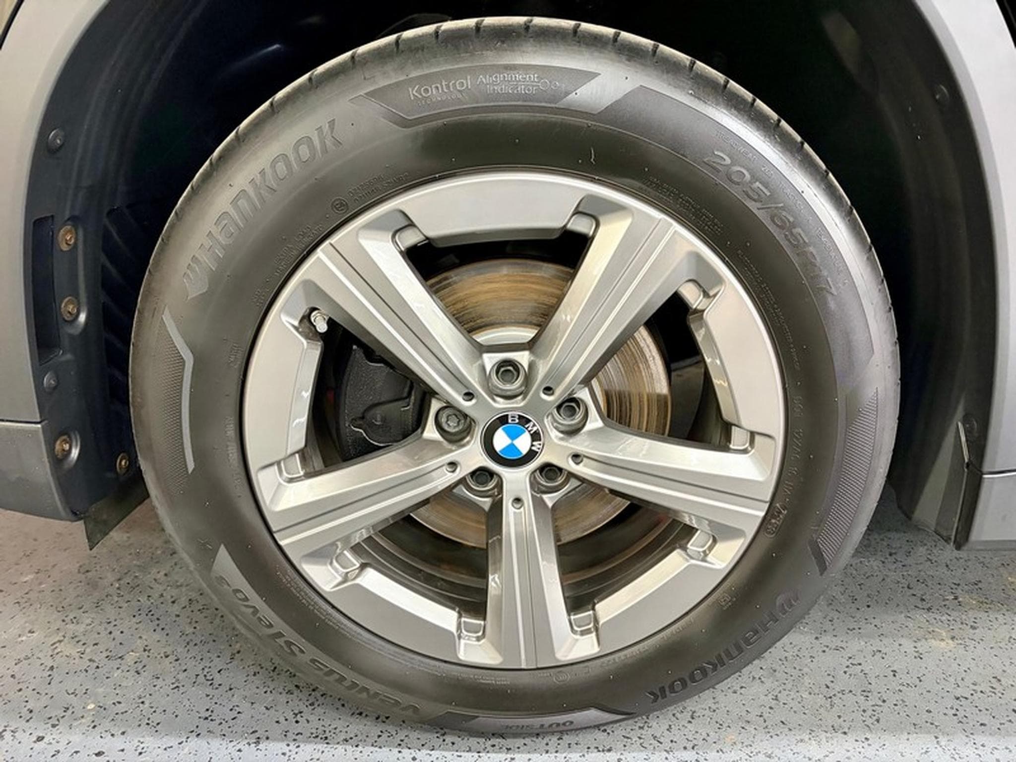 BMW X1 X1 18dA 2.0 150cv Auto sDrive AttRem/Nav/SiègCh (2023) - Photo 3