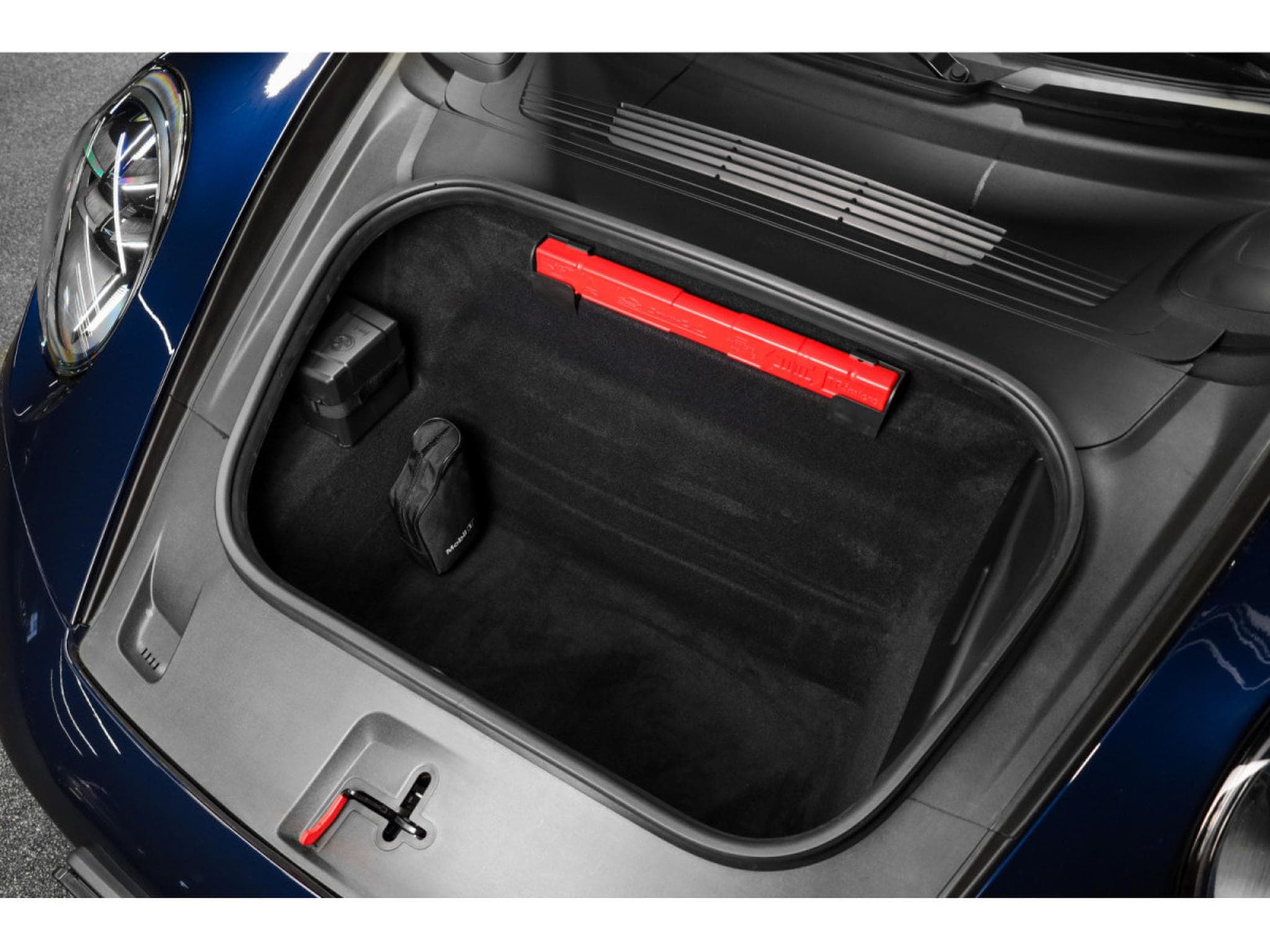 Porsche 911 992.2 CARRERA 4 GTS COUPÉ PDK - PTS NIGHT BLUE METALLIC (2025) - Photo 25