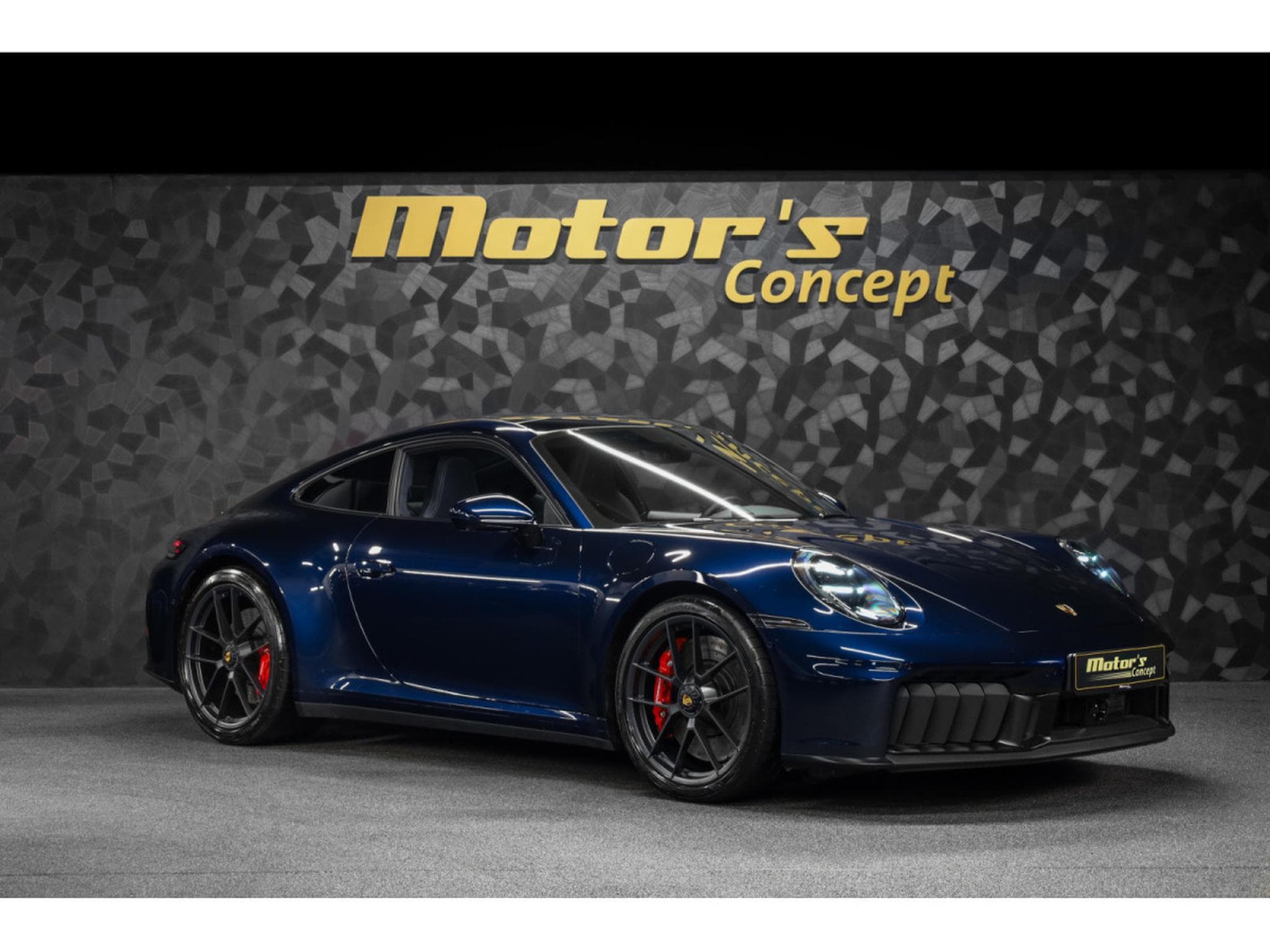 Porsche 911 992.2 CARRERA 4 GTS COUPÉ PDK - PTS NIGHT BLUE METALLIC (2025) - Photo 6