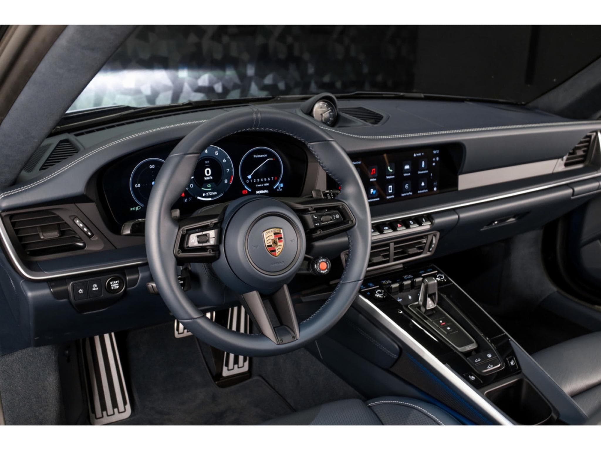 Porsche 911 992.2 CARRERA 4 GTS COUPÉ PDK - PTS NIGHT BLUE METALLIC (2025) - Photo 8