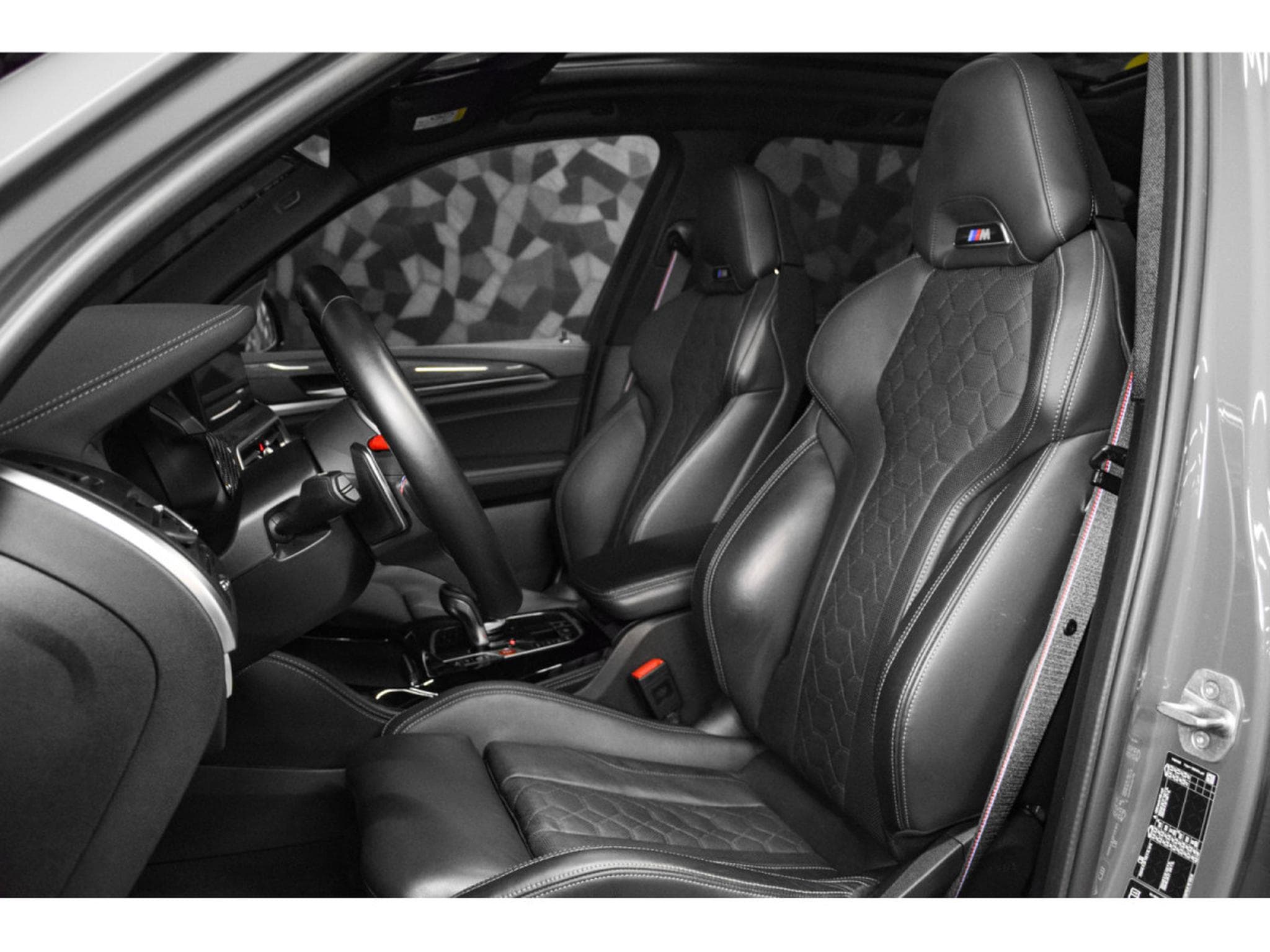 BMW X3M Compétition F97 - GRIGIO TELESTO PEARL (2022) - Foto 9