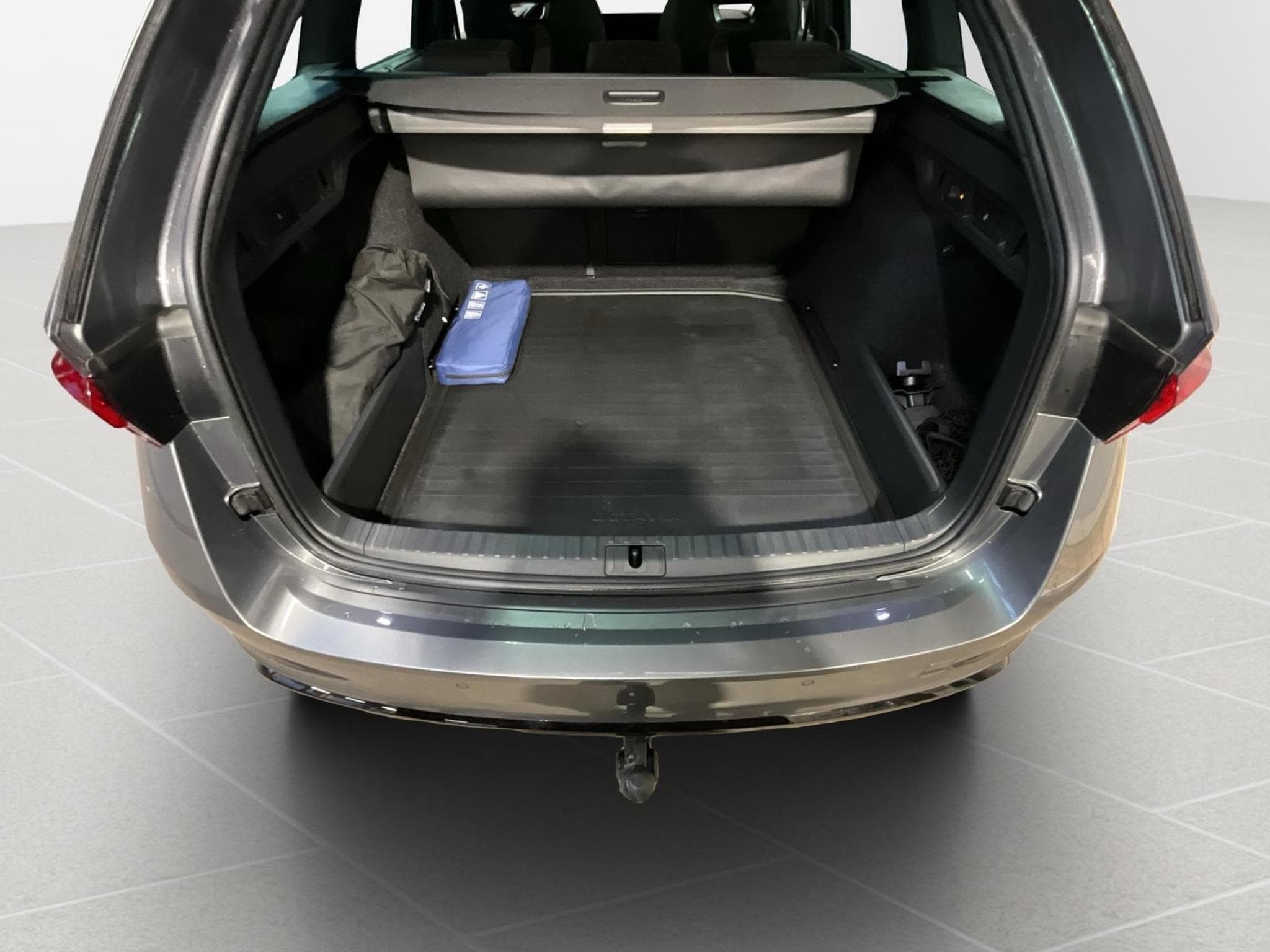 Skoda Octavia Combi+RS+DSG+Pano+360+AHK (2024) - Photo 17