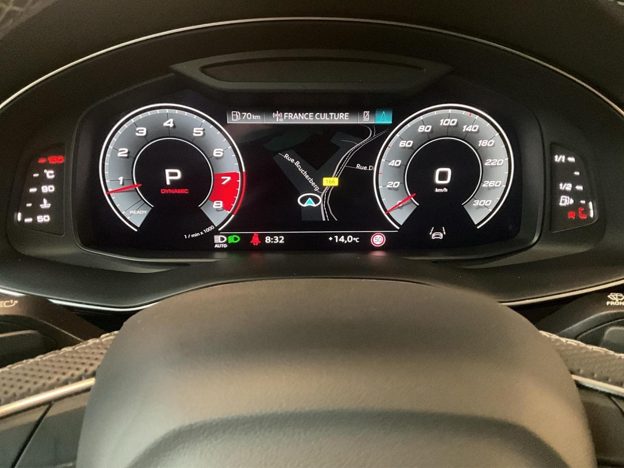 Audi SQ8 Quattro+Tiptronic+AHK+Pano (2022) - Photo 11