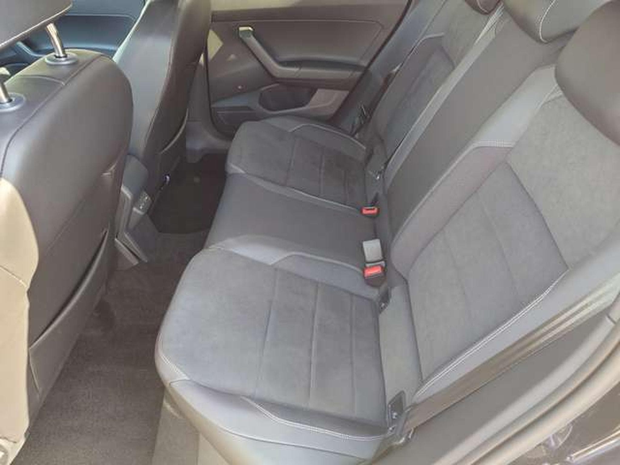 VW Polo Polo GTI 2.0 TSI DSG 207 PS (2023) - Photo 6