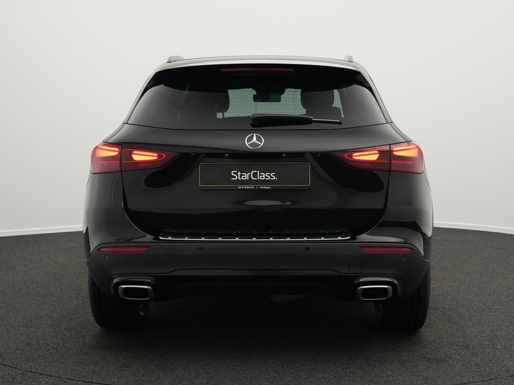 Mercedes GLA 180 d Progressive LED+Kamera+Night+MBUX (2025) - Photo 4