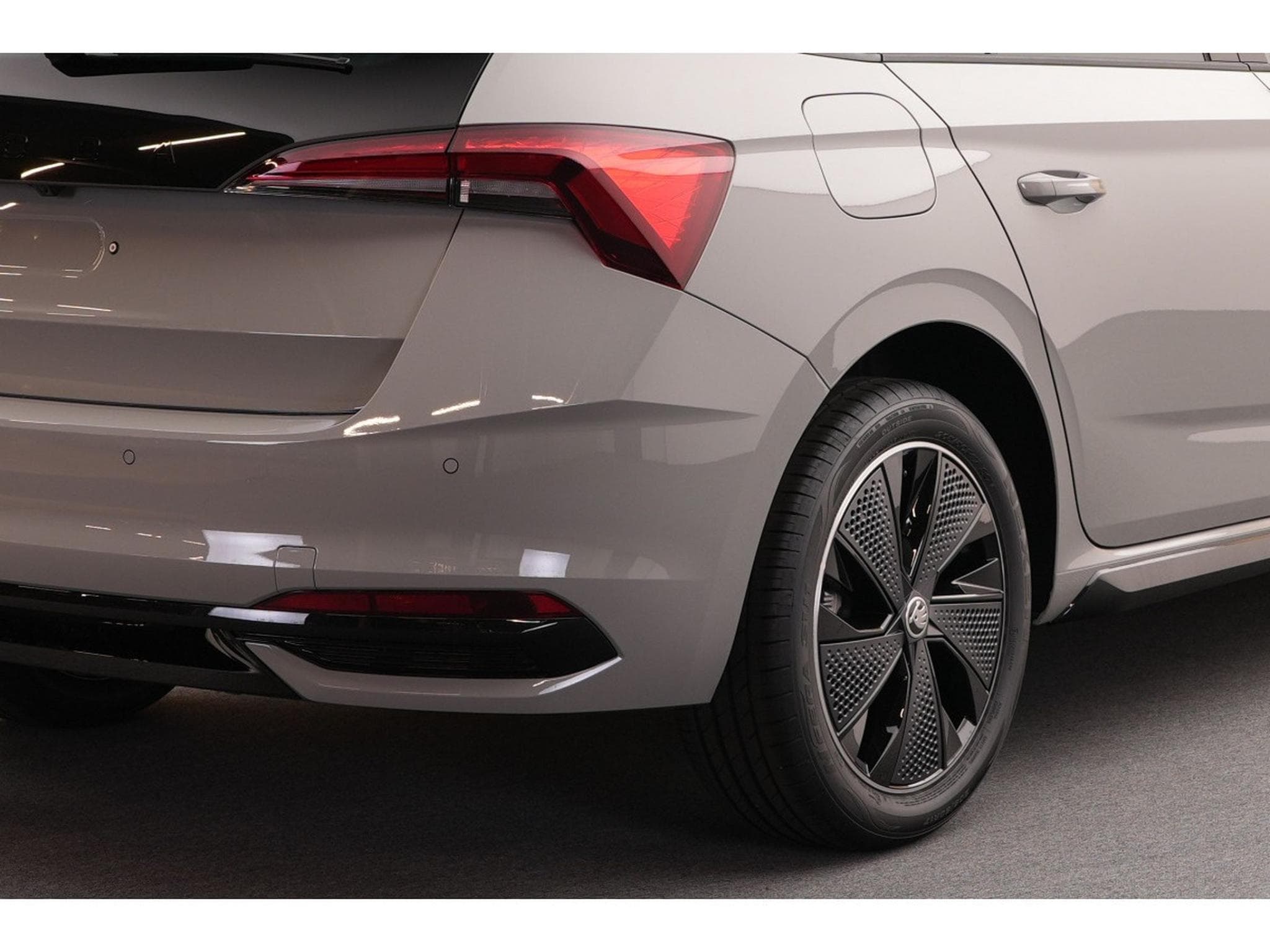 Skoda Scala Monte Carlo 1.0 TSI DSG 85kw-116cv DSG7 (2026) - Photo 16