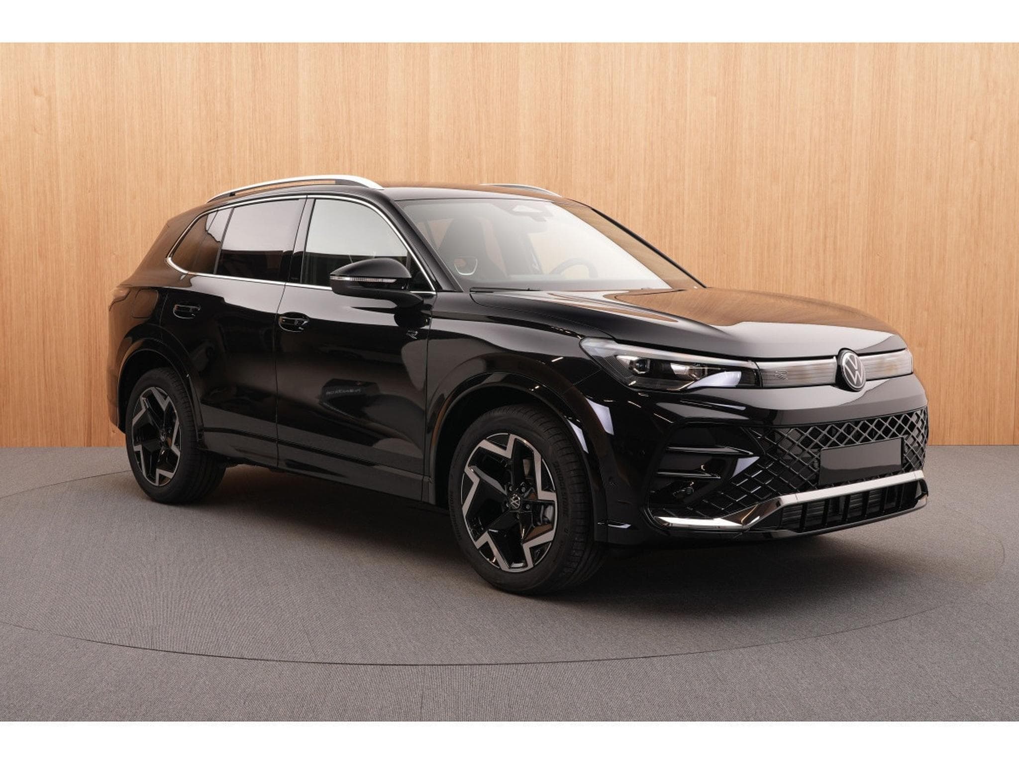 VW Tiguan R-Line 1.5 eTSI 110KW-150CV DSG7 - Garantie 5 ans/100.000 Km (2025) - Photo 9