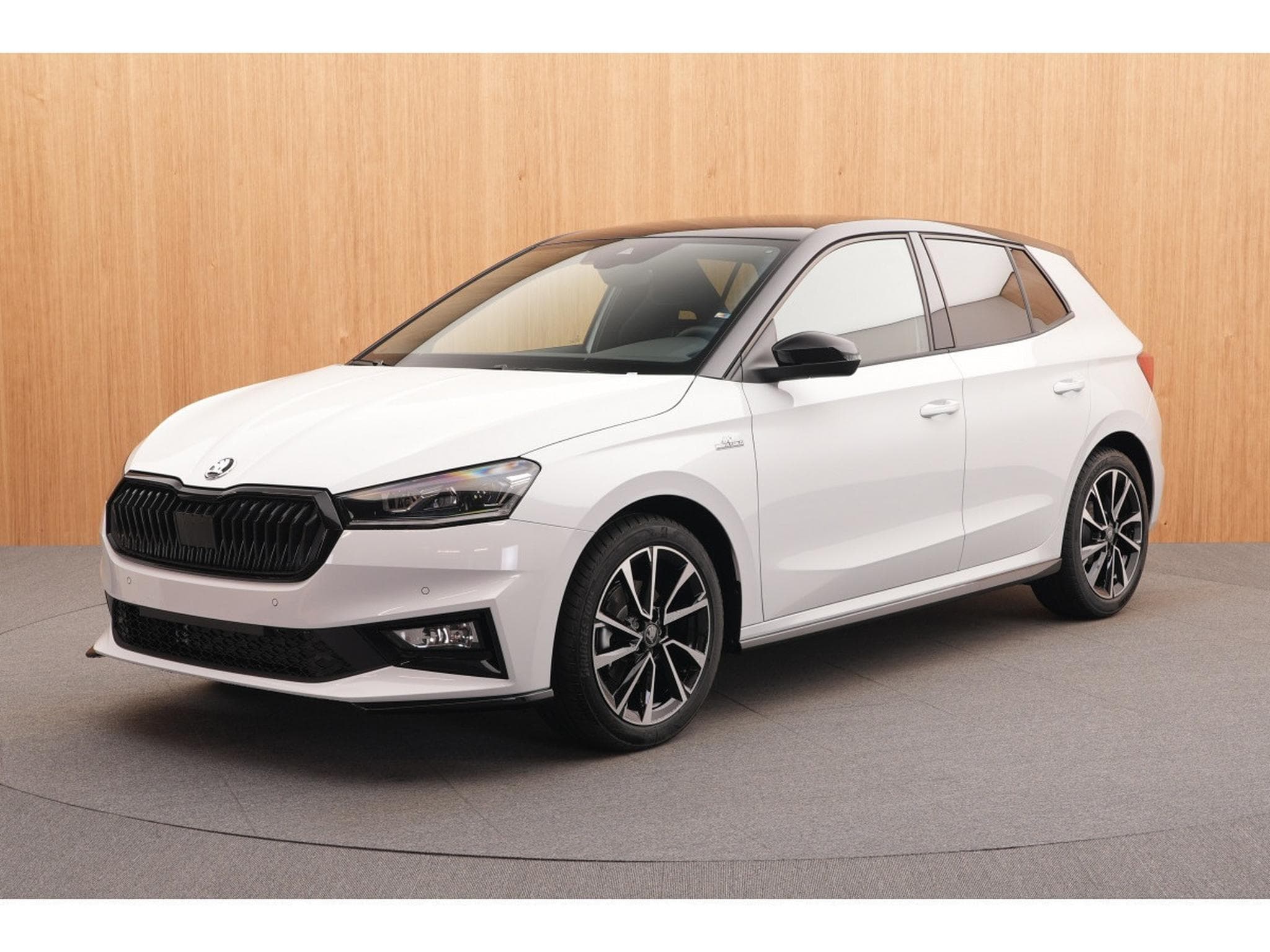 Skoda Fabia Monte Carlo 1.5 TSI 110kW-150CV DSG7 -  Garantie 5 ans / 100 (2026) - Photo 4