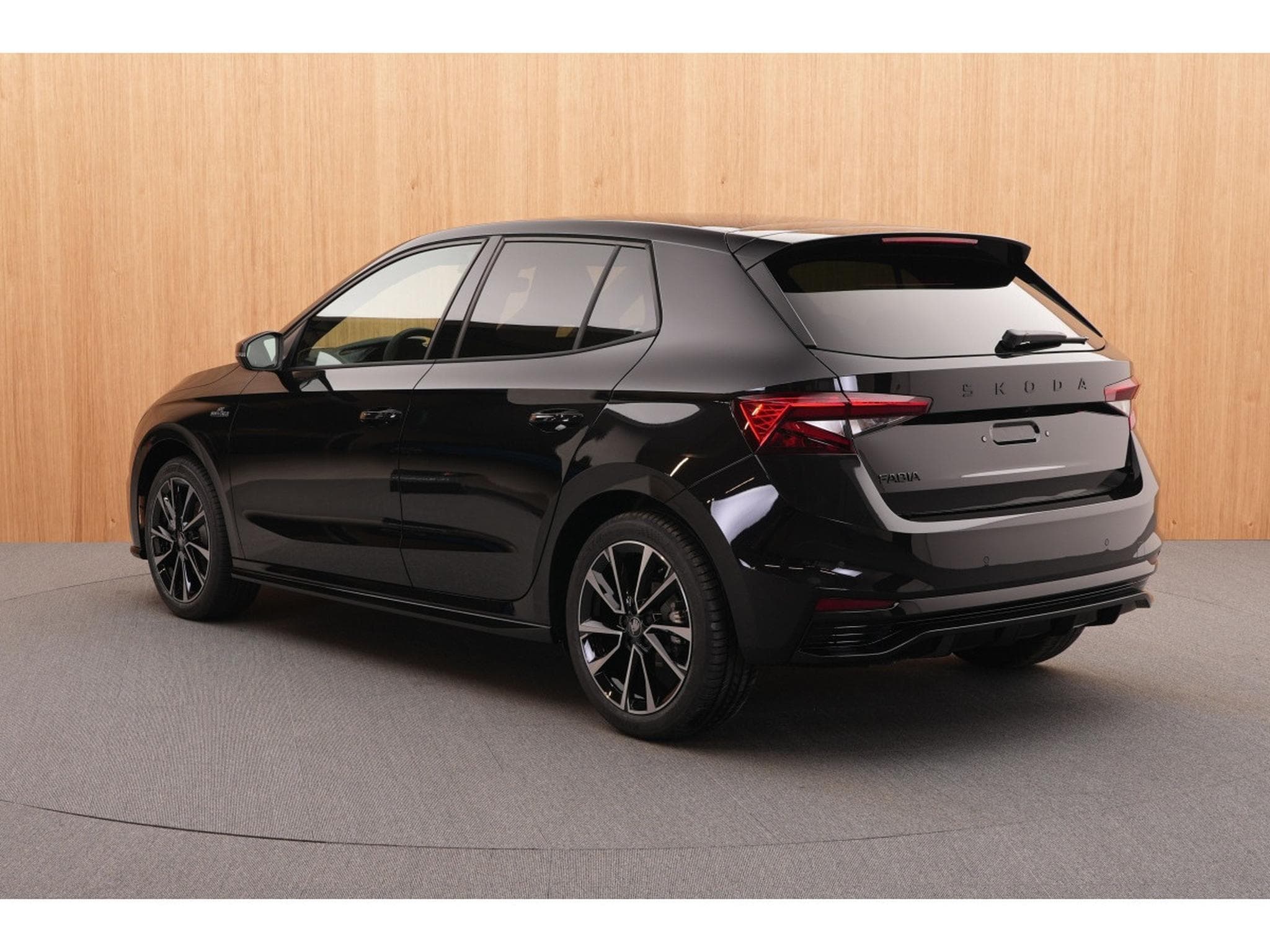 Skoda Fabia Monte Carlo 1.0 TSI 85kW-116CV DSG7 - Garantie 5 ans/100.000 (2026) - Photo 8