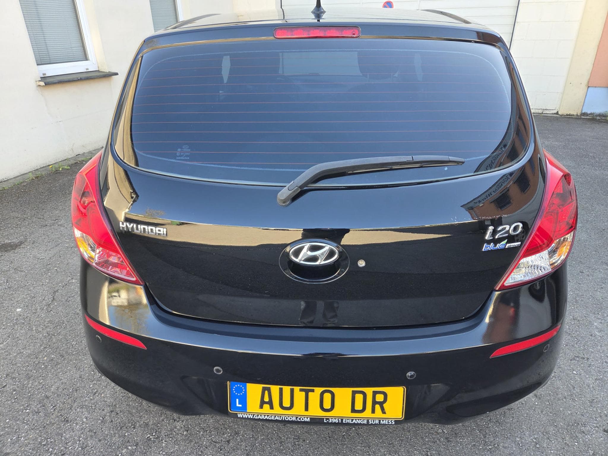 Hyundai i20 1.1 CRDI 75 CV Garantie 12 Mois (2012) - Photo 12