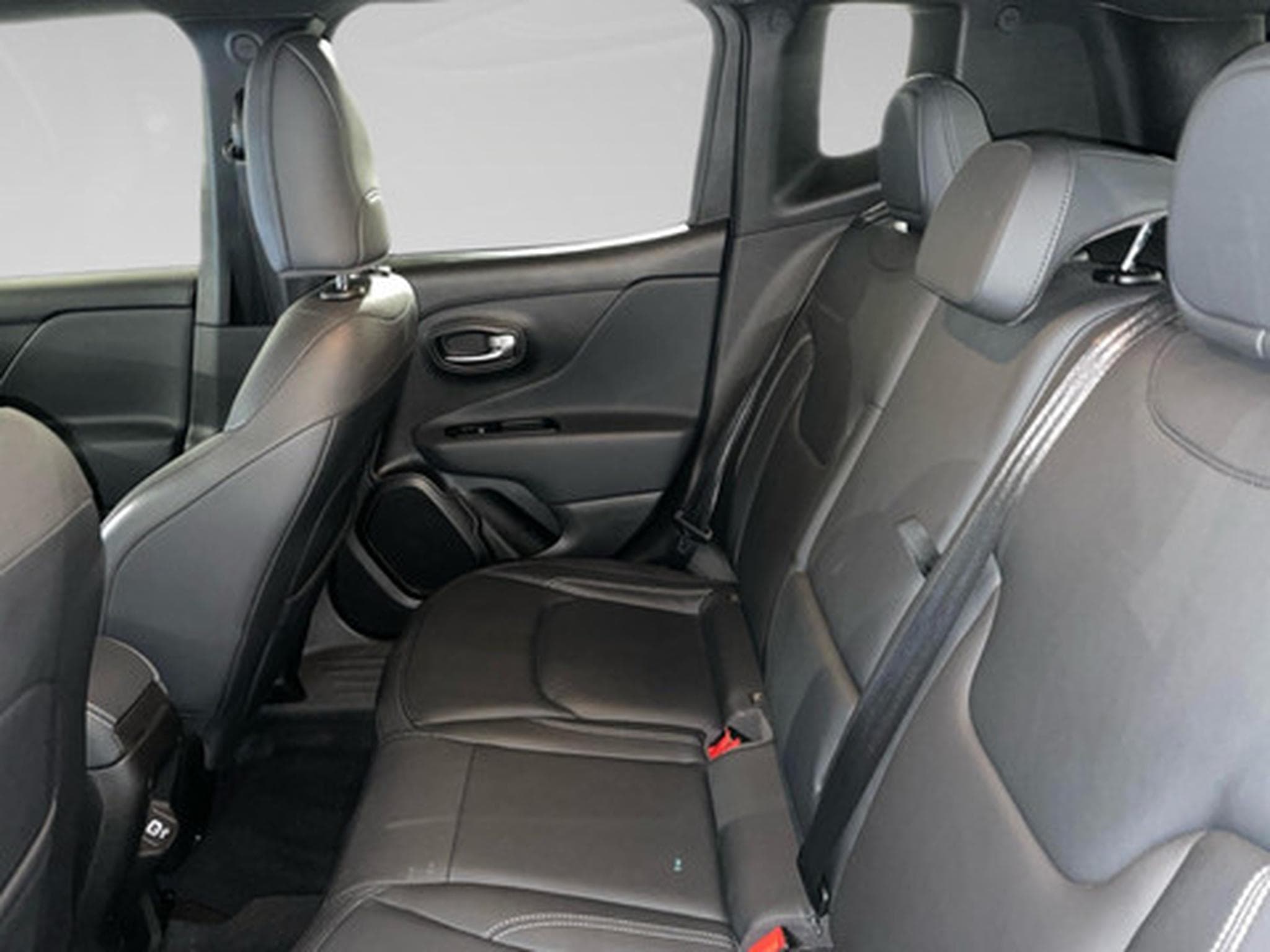 Jeep Renegade 1.3 Turbo T4 190 4xe ATX Blue Edition (2022) - Photo 11