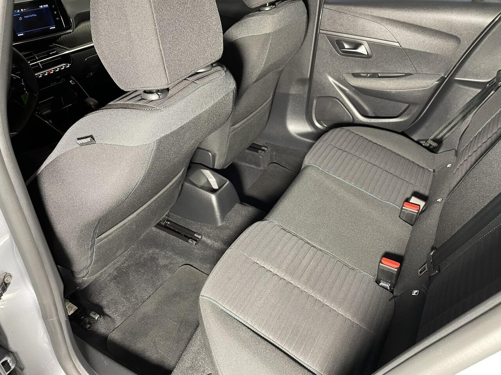 Peugeot 208 1.2 ESSENCE 75 CV STYLE CARPLAY 5P (2024) - Photo 13