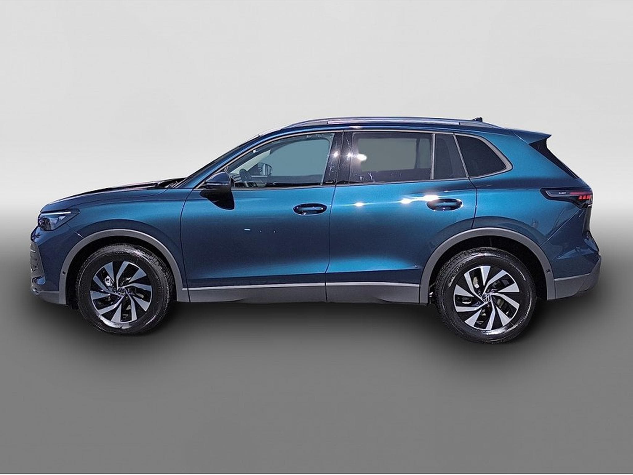 VW Tiguan (2025) - Photo 4