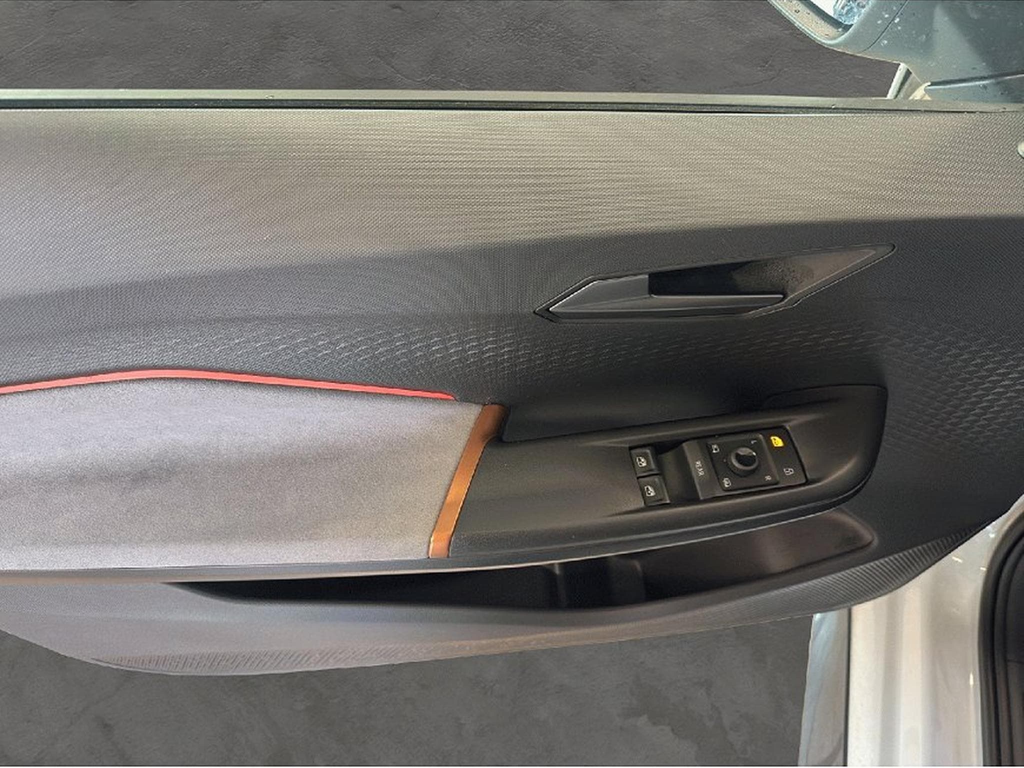 Cupra Born (2025) - Foto 10