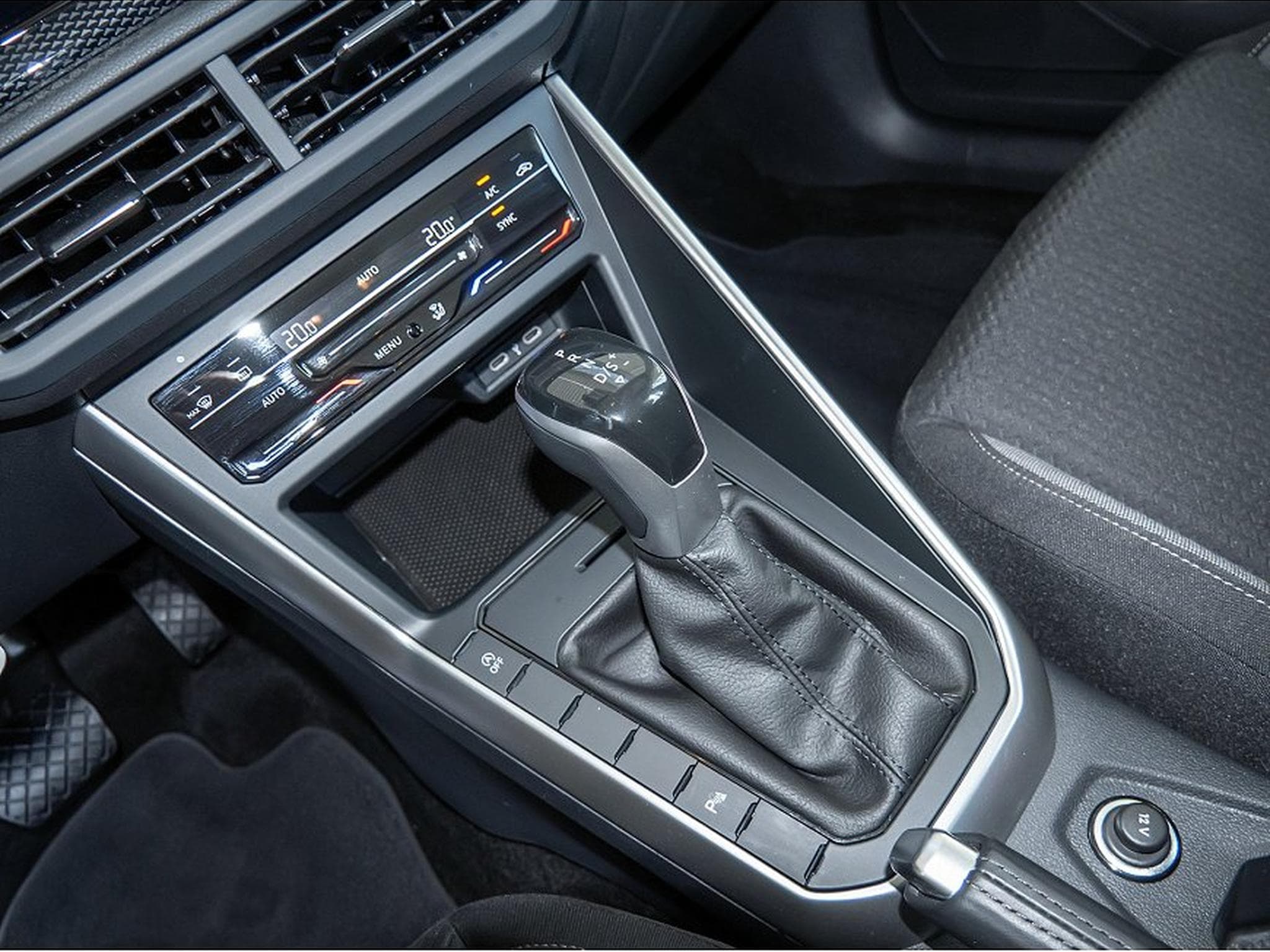 VW Polo (2024) - Photo 9