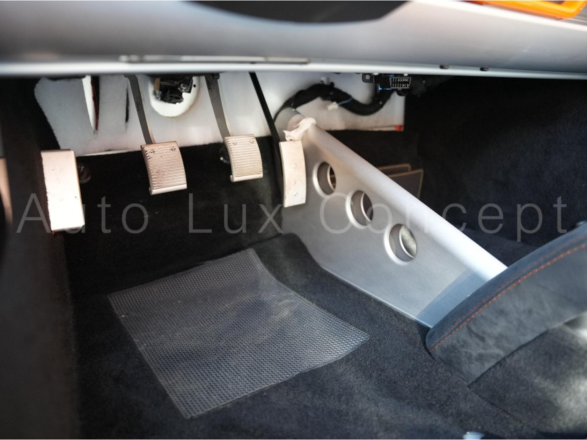 Lotus Elise Sport 220 (2020) - Photo 29