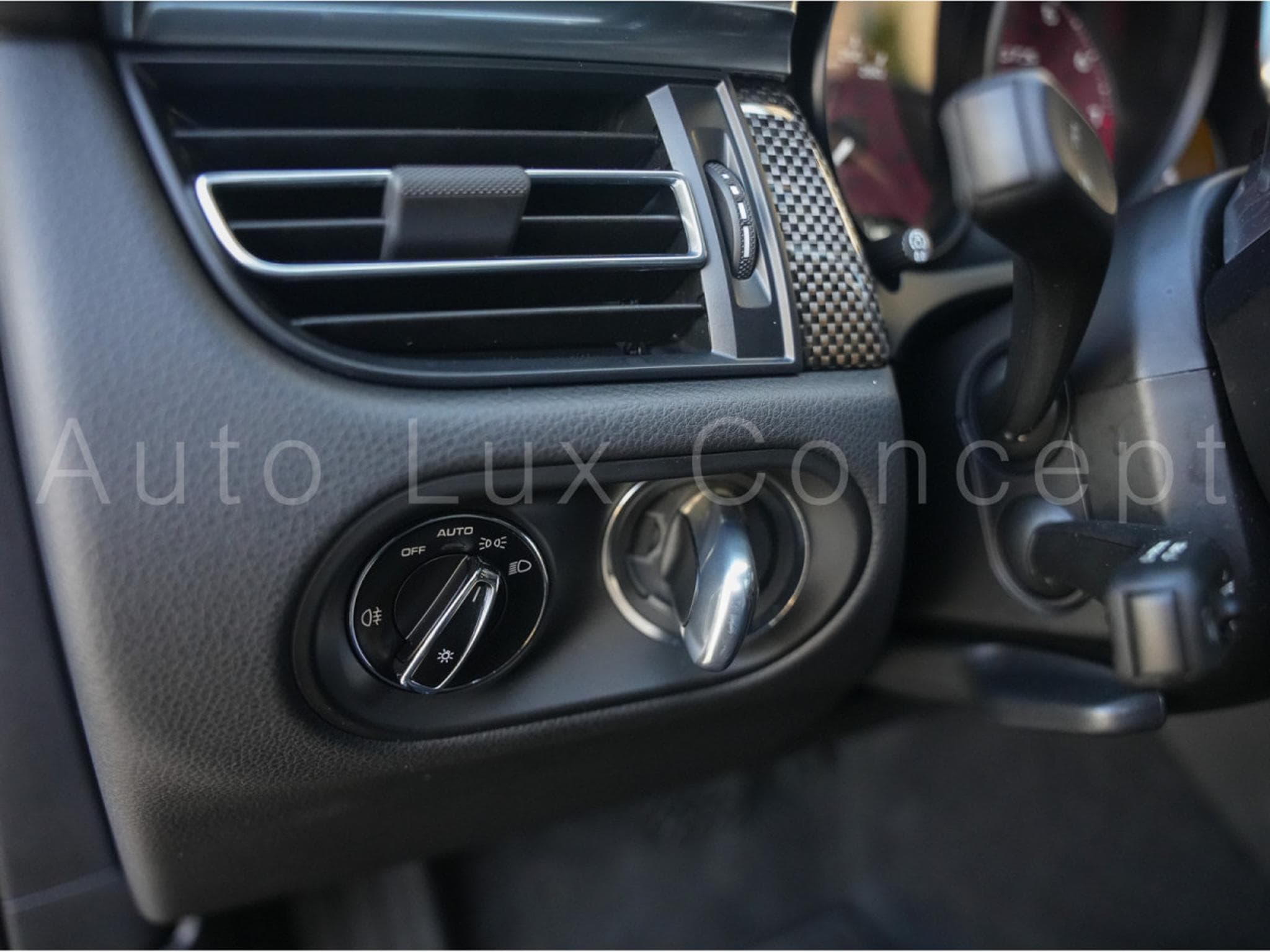 Porsche Macan GTS (2023) - Photo 16