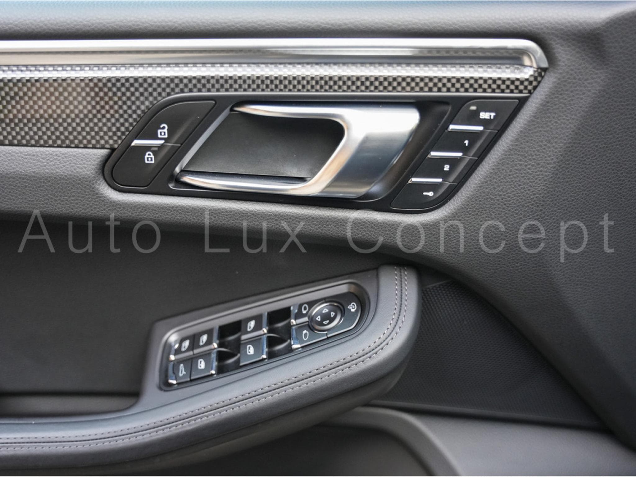 Porsche Macan GTS (2023) - Photo 26