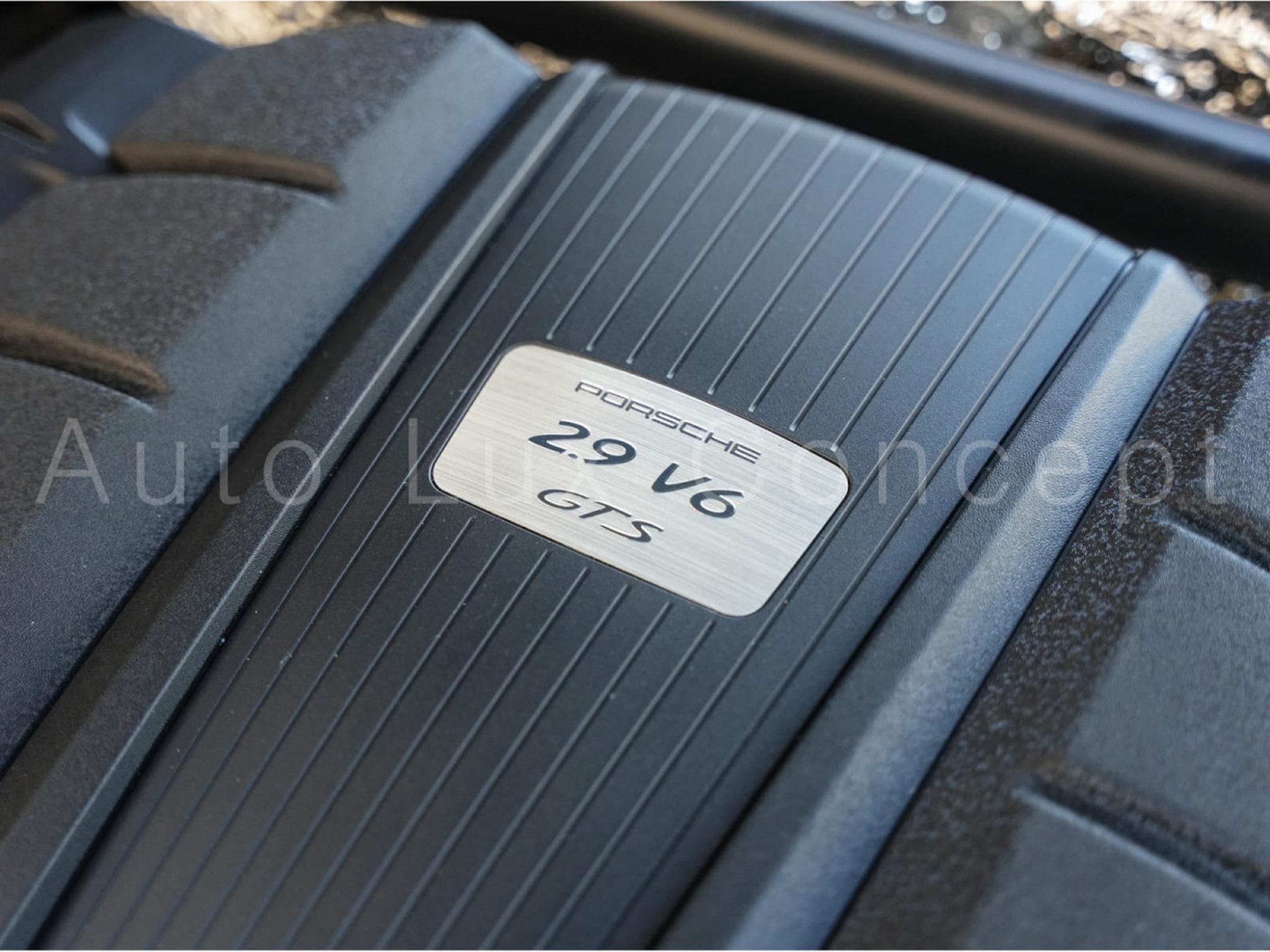 Porsche Macan GTS (2023) - Photo 30