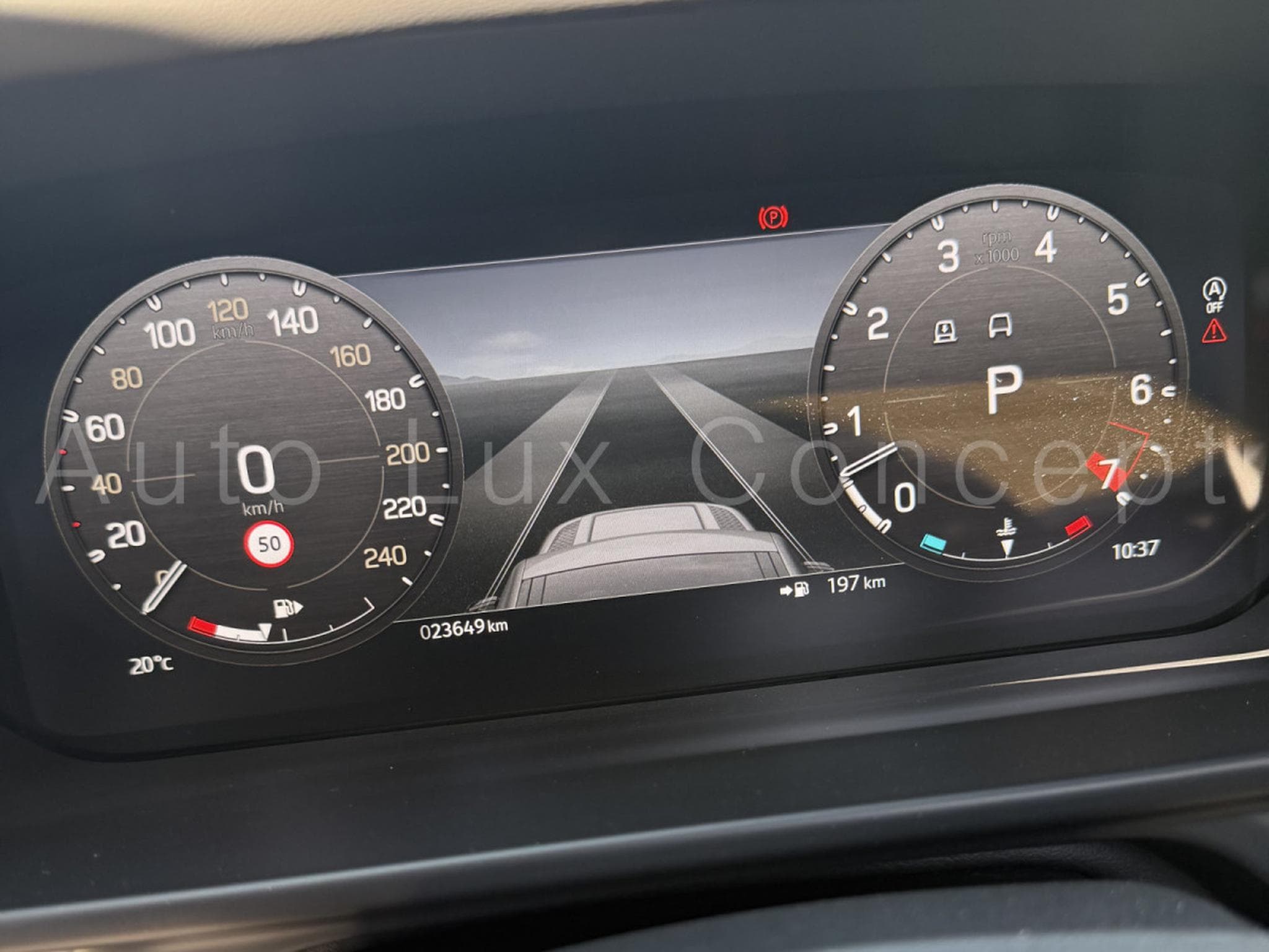 Land-Rover Defender 110 V8 P525 CARPATHIAN EDITION (2022) - Photo 27