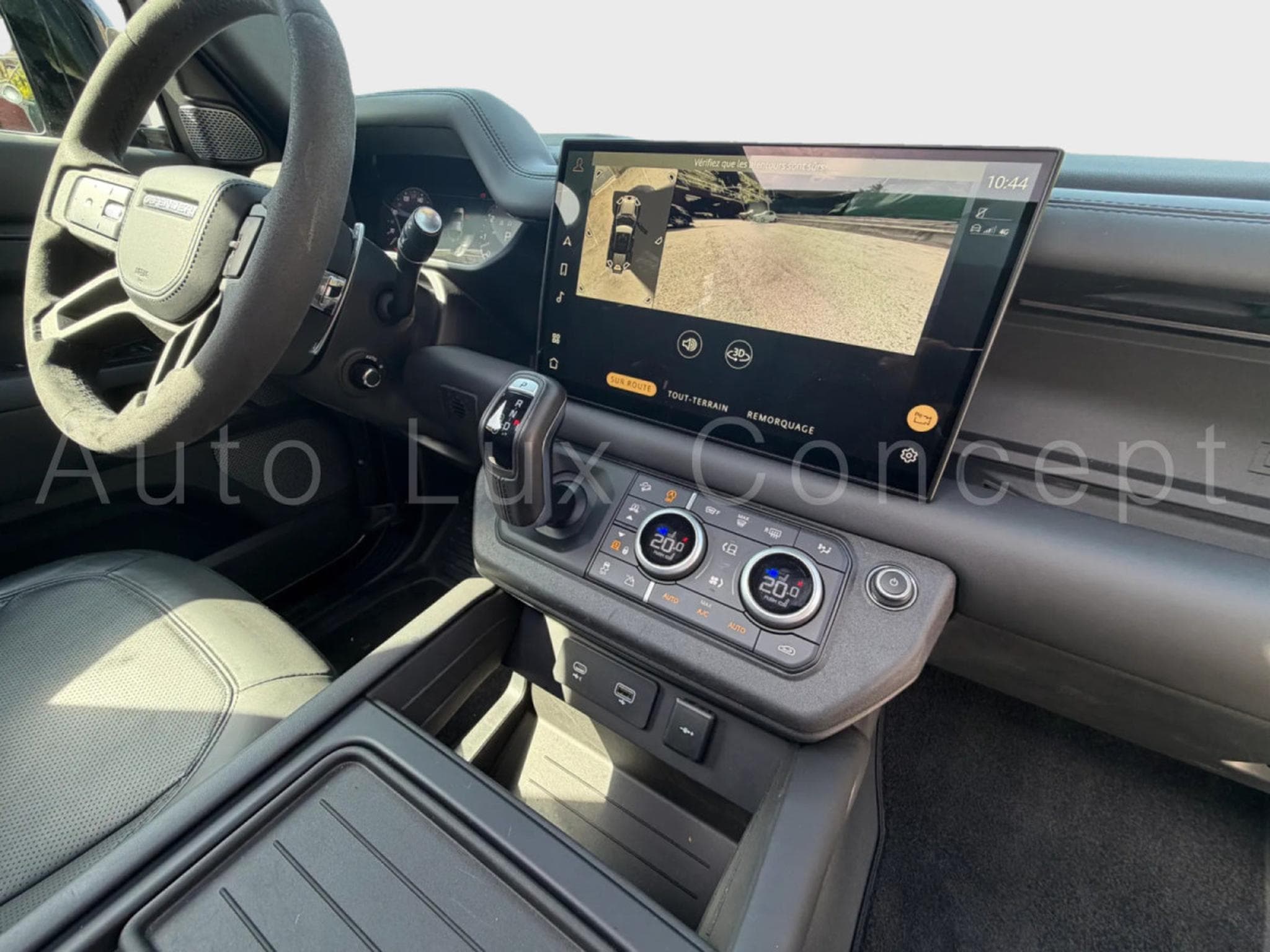 Land-Rover Defender 110 V8 P525 CARPATHIAN EDITION (2022) - Photo 29