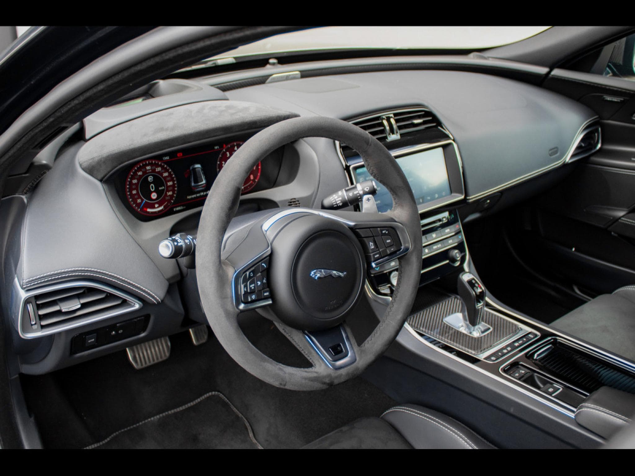 Jaguar XE SV PROJECT 8 TRACK PACK AWD – 1 OF 300 (2019) - Photo 10