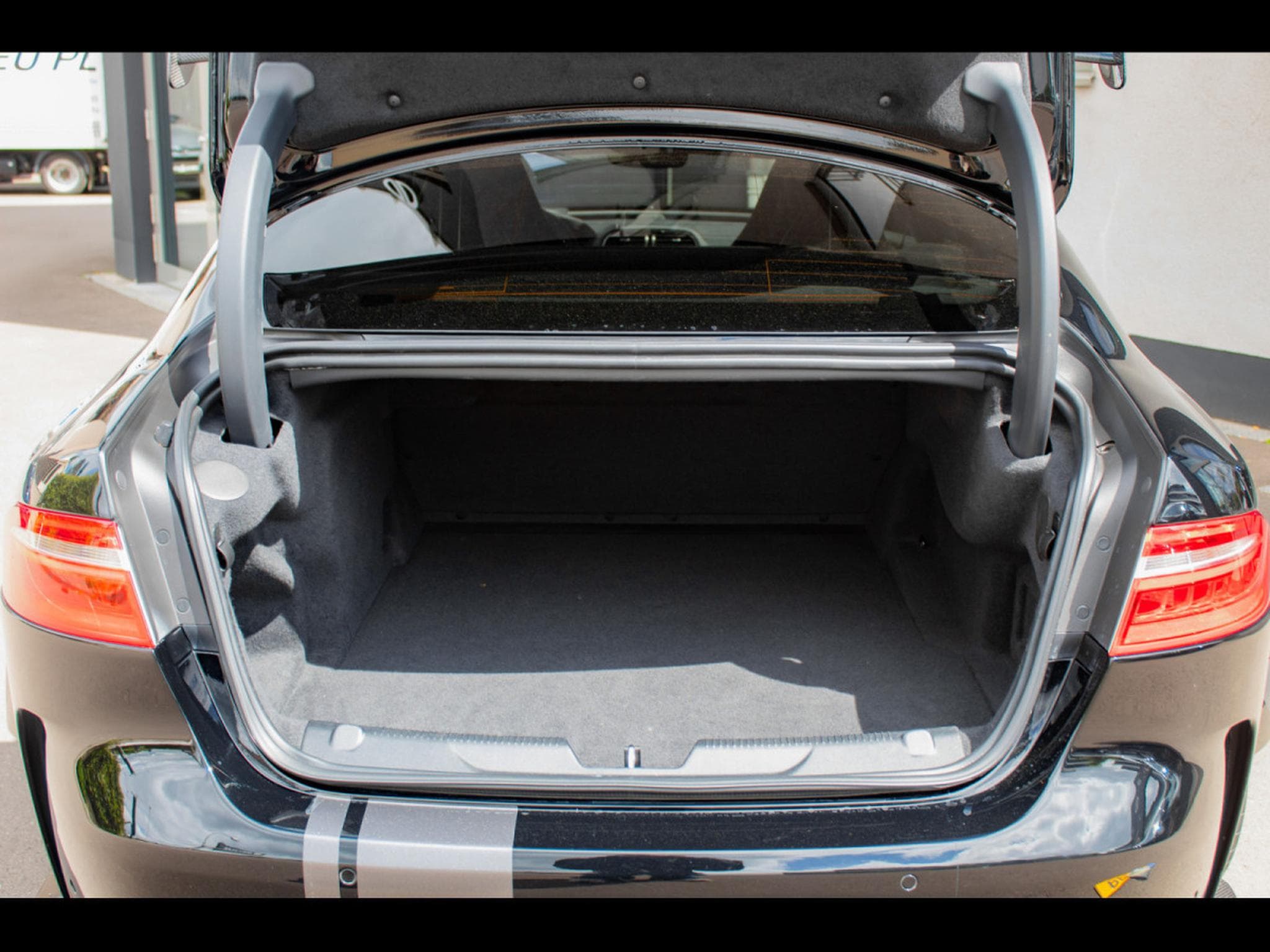 Jaguar XE SV PROJECT 8 TRACK PACK AWD – 1 OF 300 (2019) - Photo 21