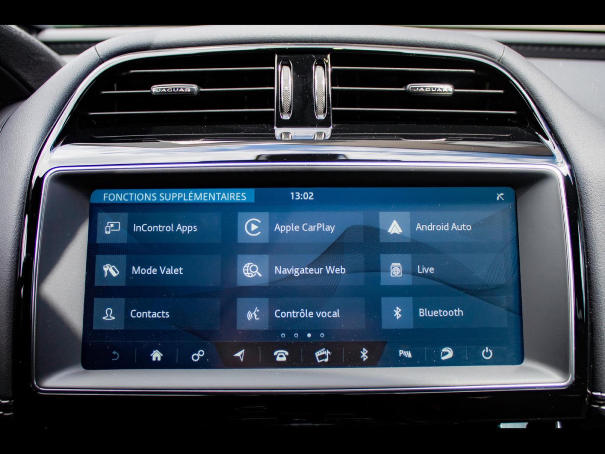 Jaguar XE SV PROJECT 8 TRACK PACK AWD – 1 OF 300 (2019) - Photo 25