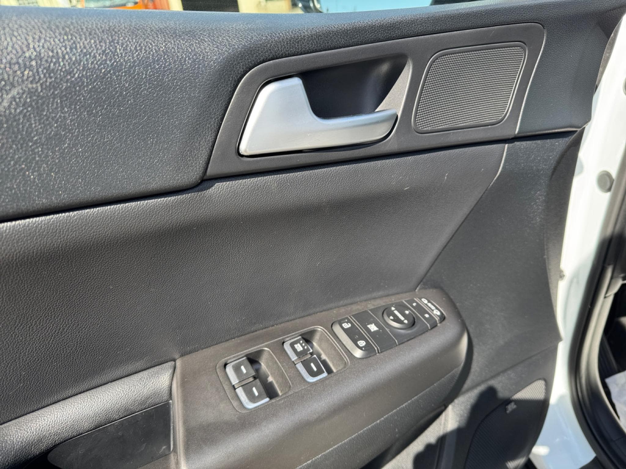 Kia Sportage 1.6T Black Edition (2021) - Photo 11