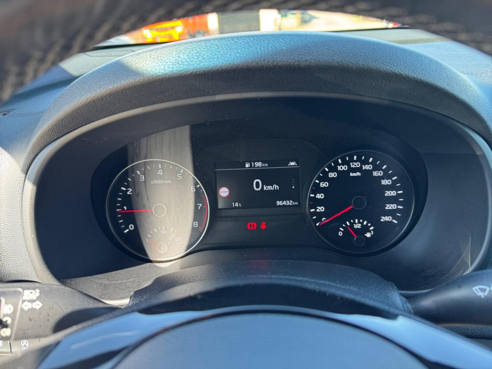 Kia Sportage 1.6T Black Edition (2021) - Photo 14