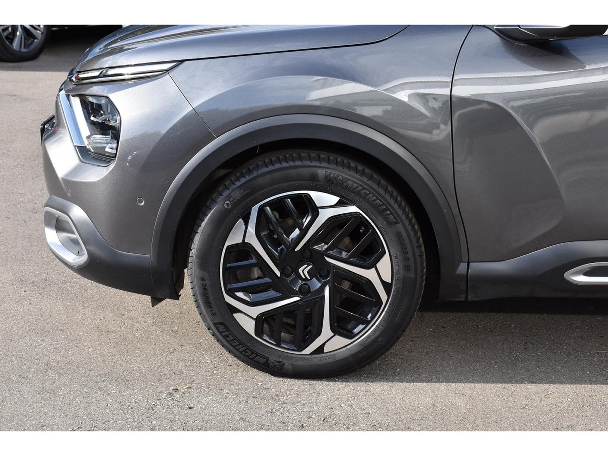 Citroën C4 1.2 PureTech 130 MAX CUIR TO HUD GPS LANE SIDE CAM360 1°MAIN (2024) - Foto 4