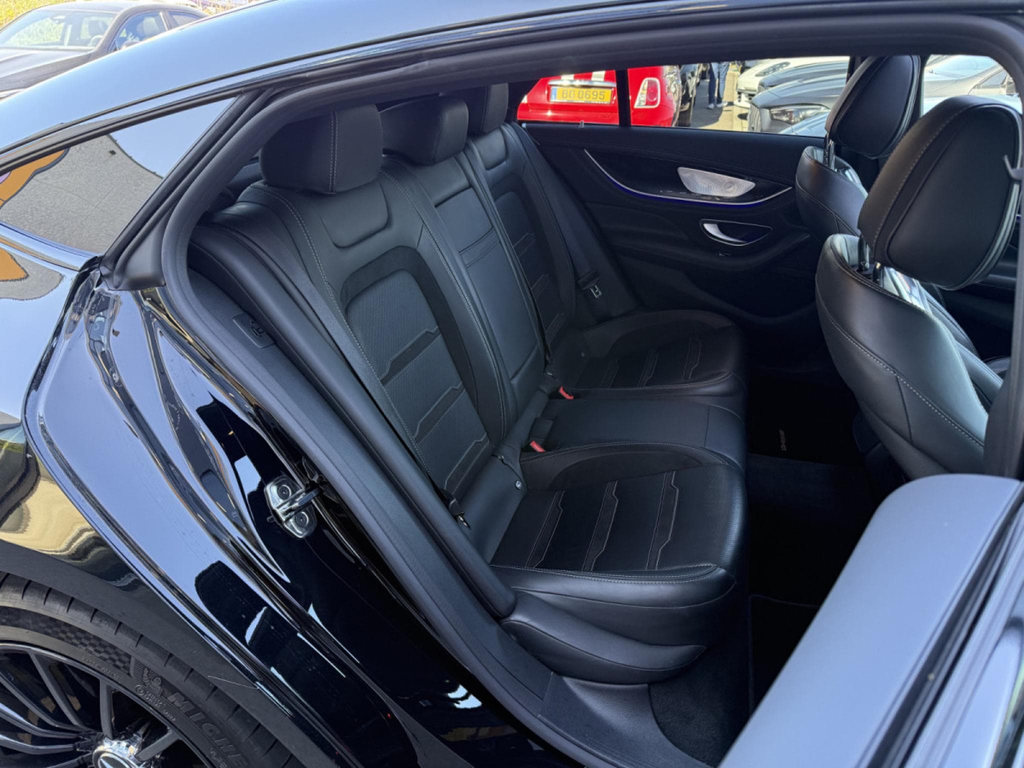 Mercedes AMG GT 4-Door GT53 4-Door / 4 MATIC/ RIDE CONTROL/ 360°/ AMG PERFORMANCE (2022) - Photo 13