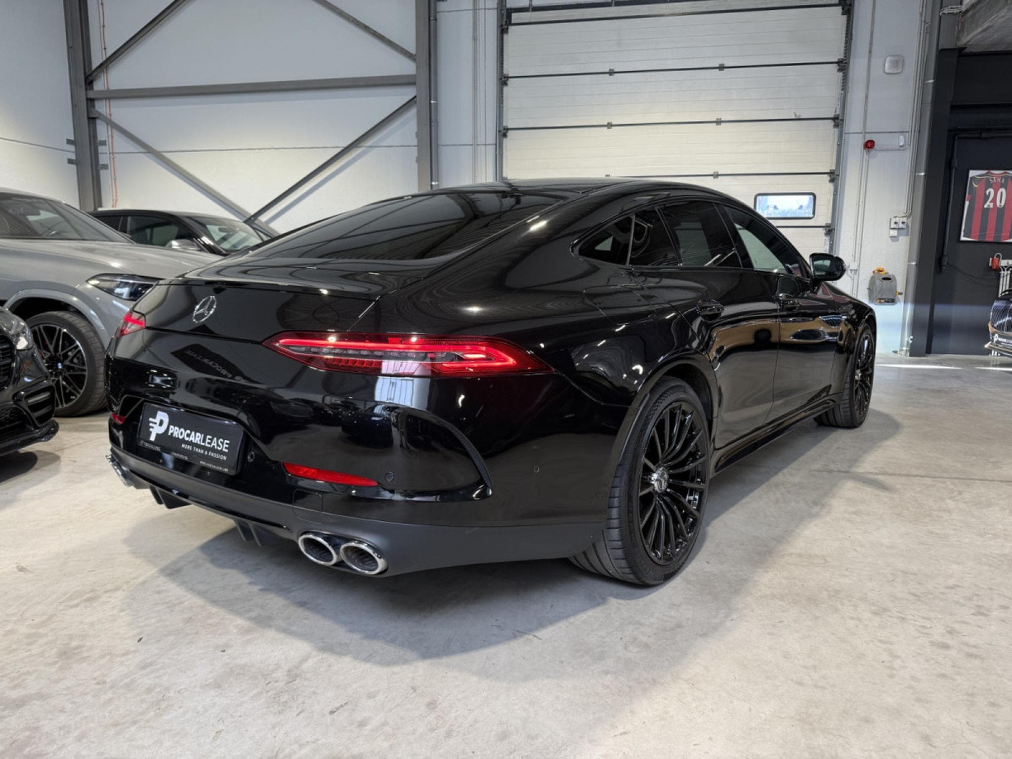 Mercedes AMG GT 4-Door GT53 4-Door / 4 MATIC/ RIDE CONTROL/ 360°/ AMG PERFORMANCE (2022) - Photo 16