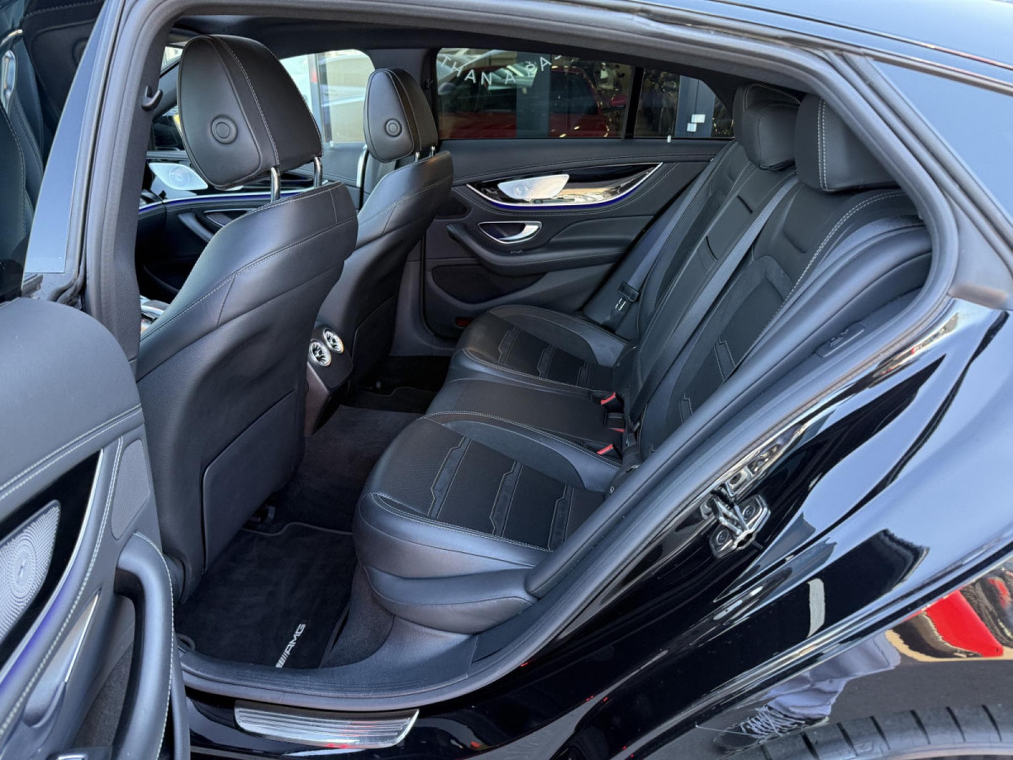 Mercedes AMG GT 4-Door GT53 4-Door / 4 MATIC/ RIDE CONTROL/ 360°/ AMG PERFORMANCE (2022) - Photo 19