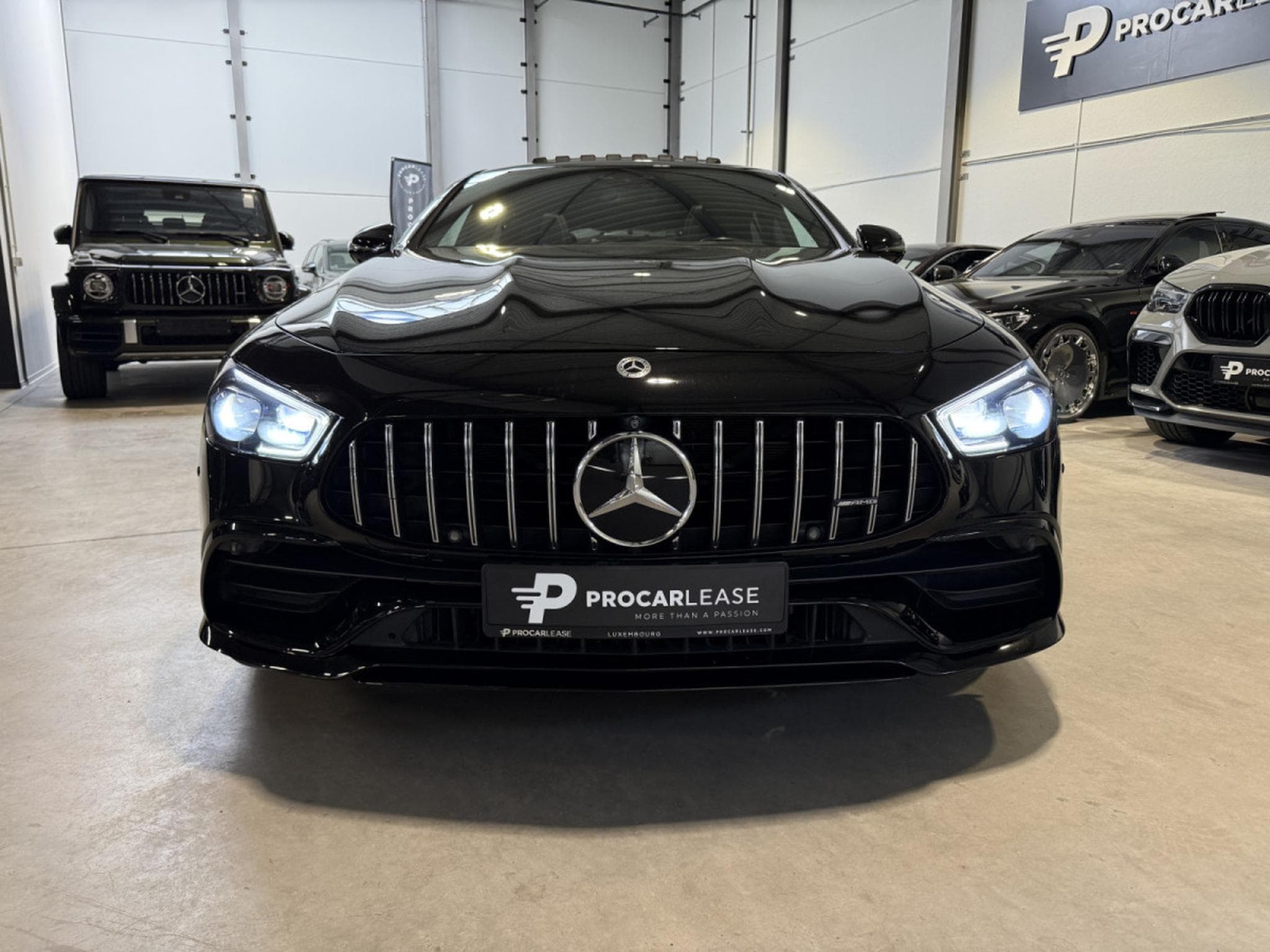 Mercedes AMG GT 4-Door GT53 4-Door / 4 MATIC/ RIDE CONTROL/ 360°/ AMG PERFORMANCE (2022) - Photo 2